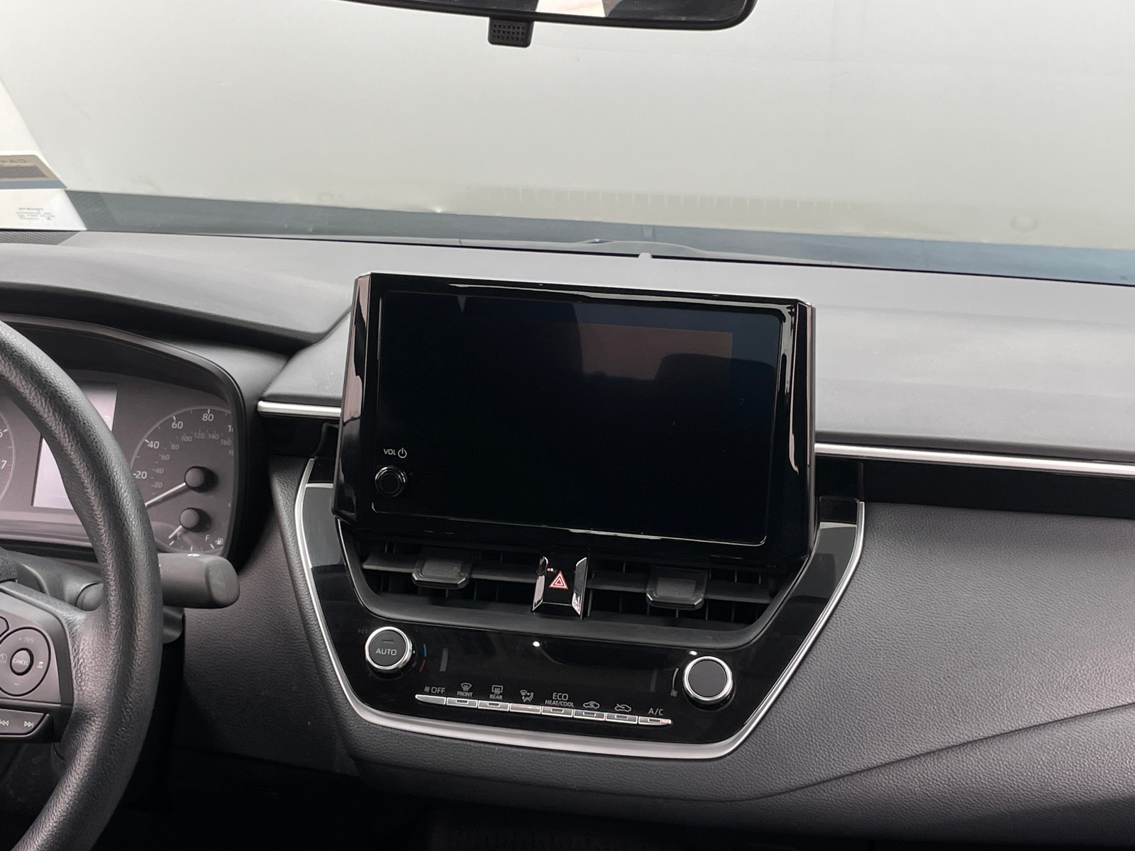 Thumbnail: 2025 Toyota Corolla - 4