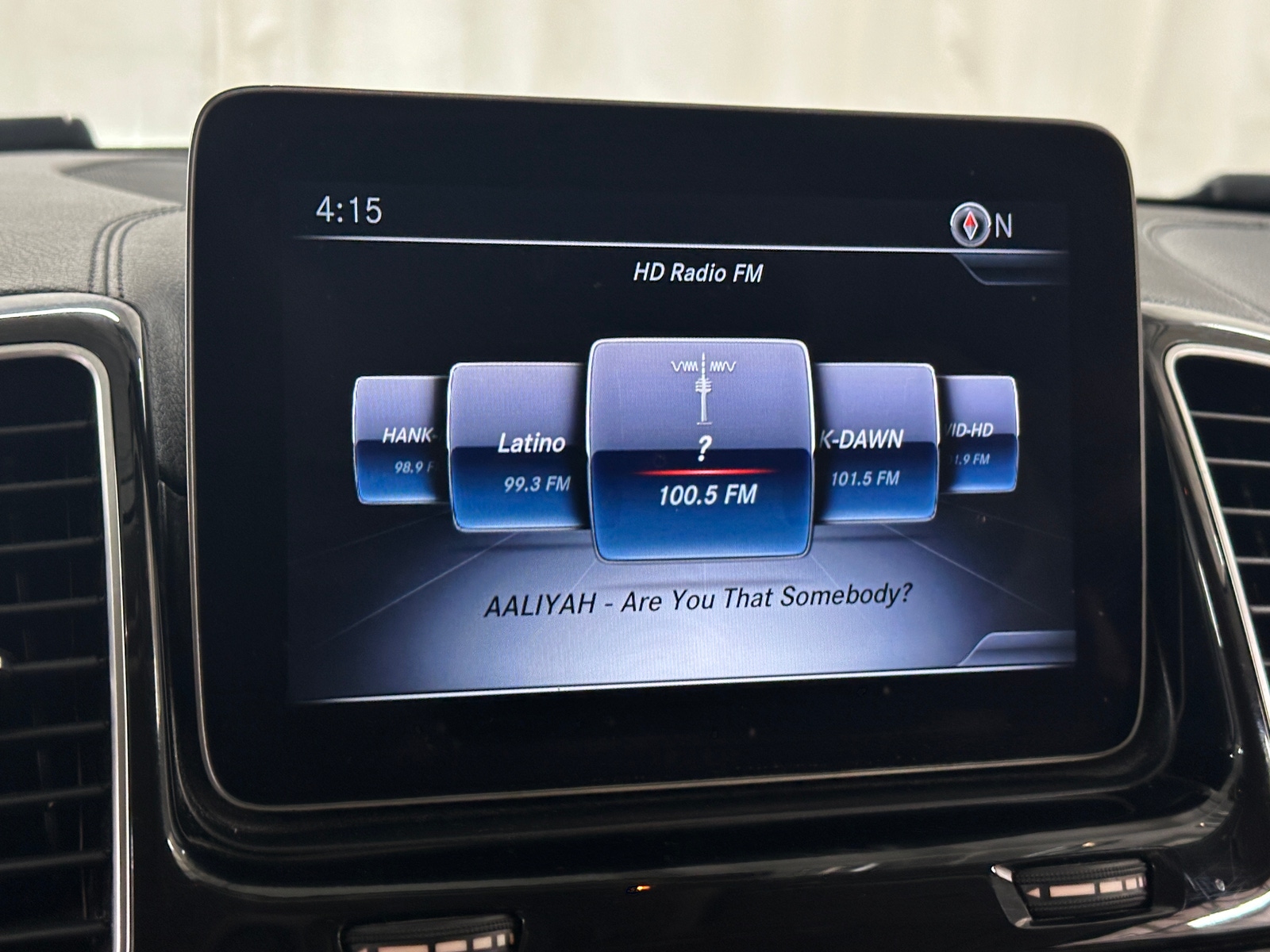 Thumbnail: 2019 Mercedes-Benz GLS - 3