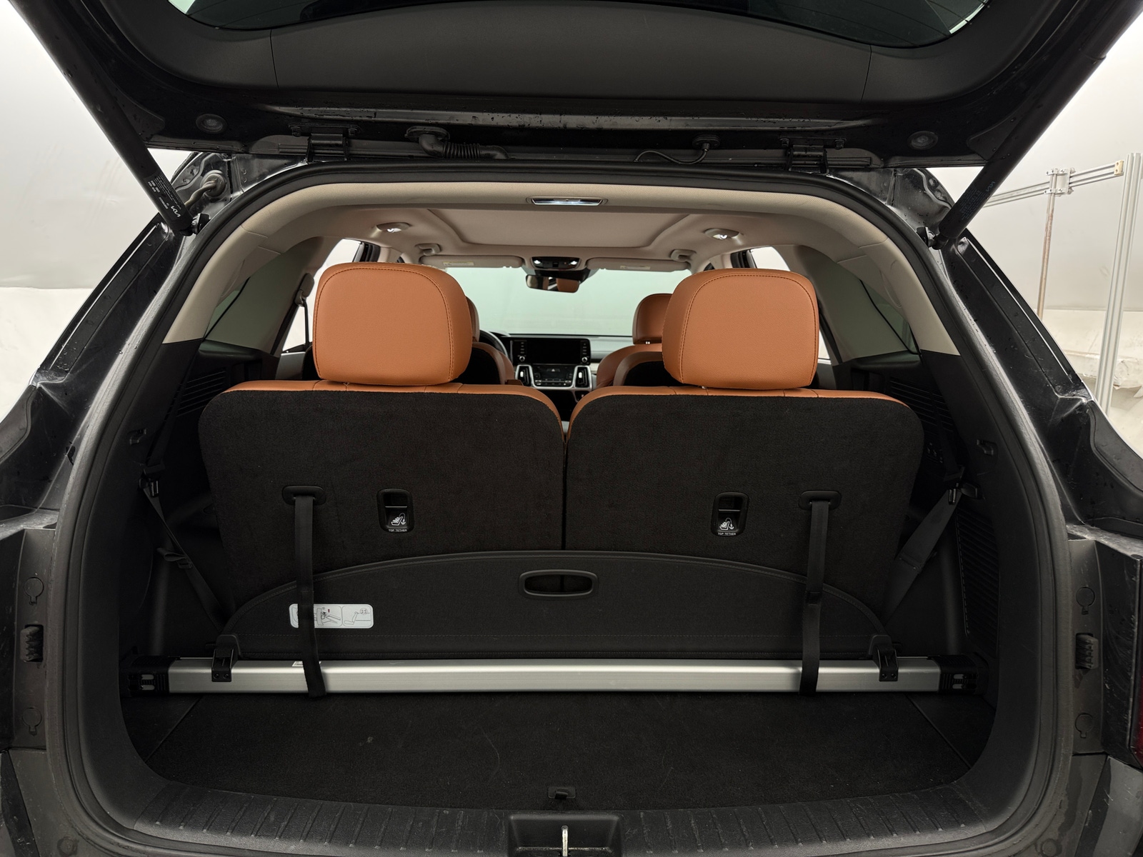 Thumbnail: 2023 Kia Sorento - 6