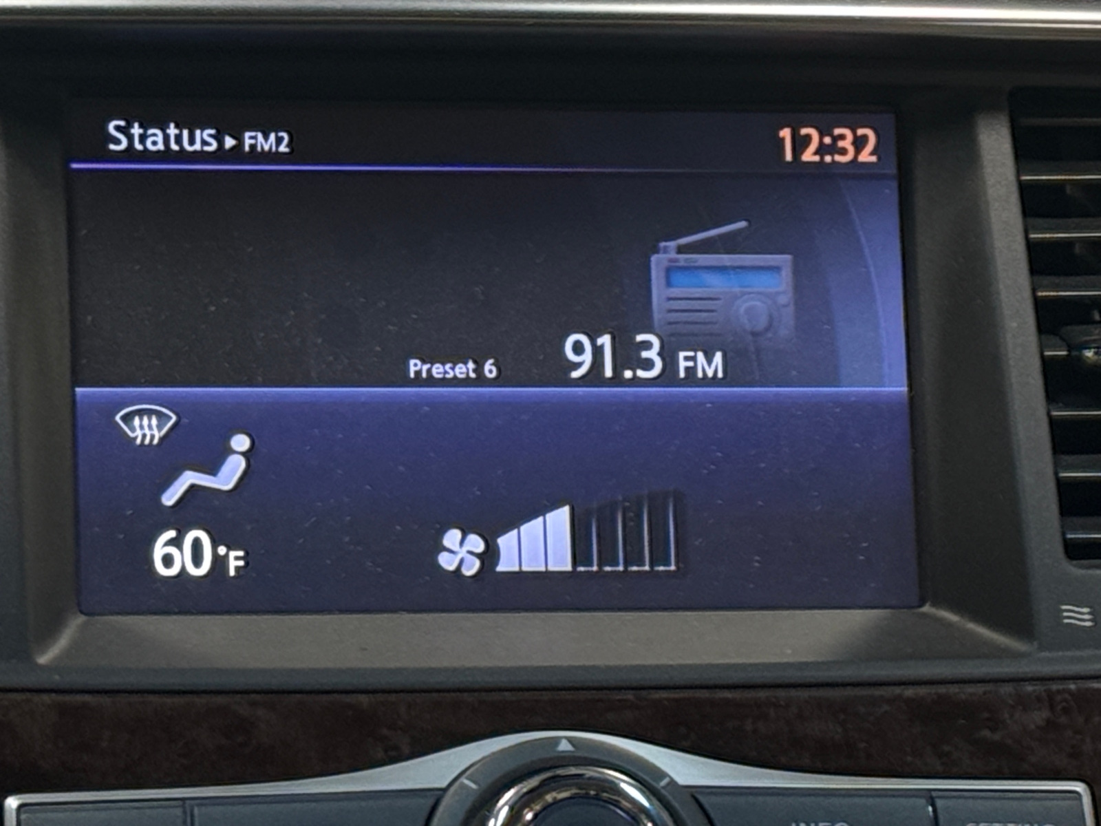 Thumbnail: 2017 INFINITI QX80 - 3