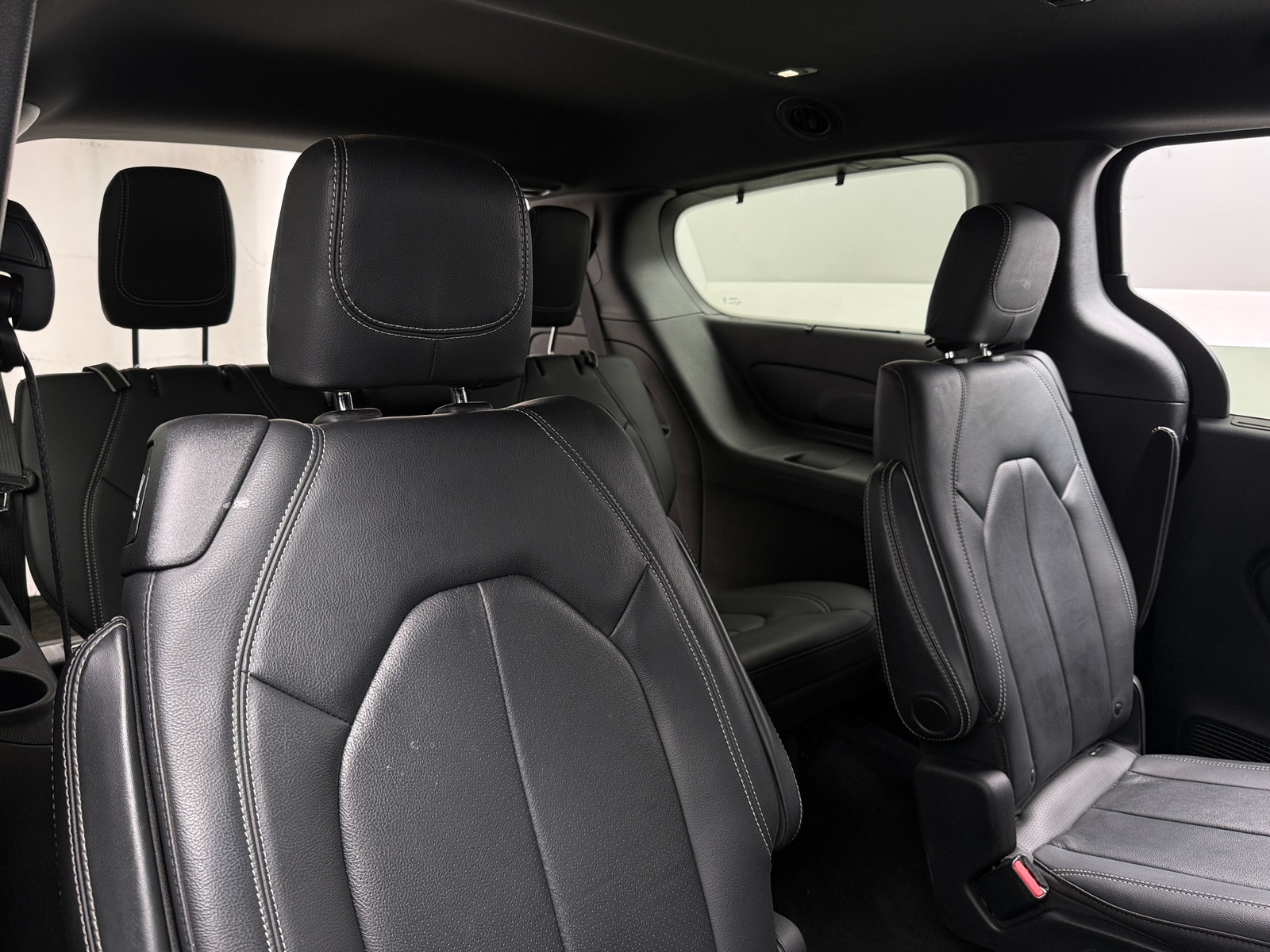 Thumbnail: 2020 Chrysler Pacifica - 5