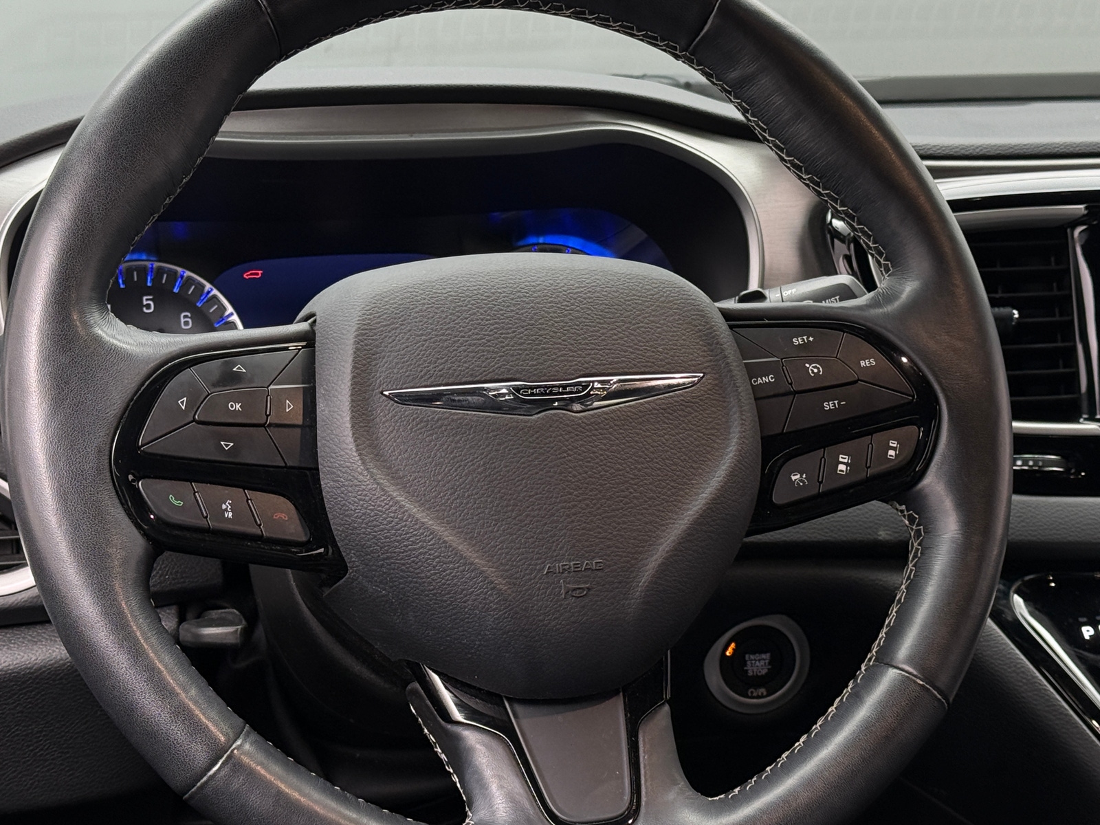 Thumbnail: 2020 Chrysler Pacifica - 4