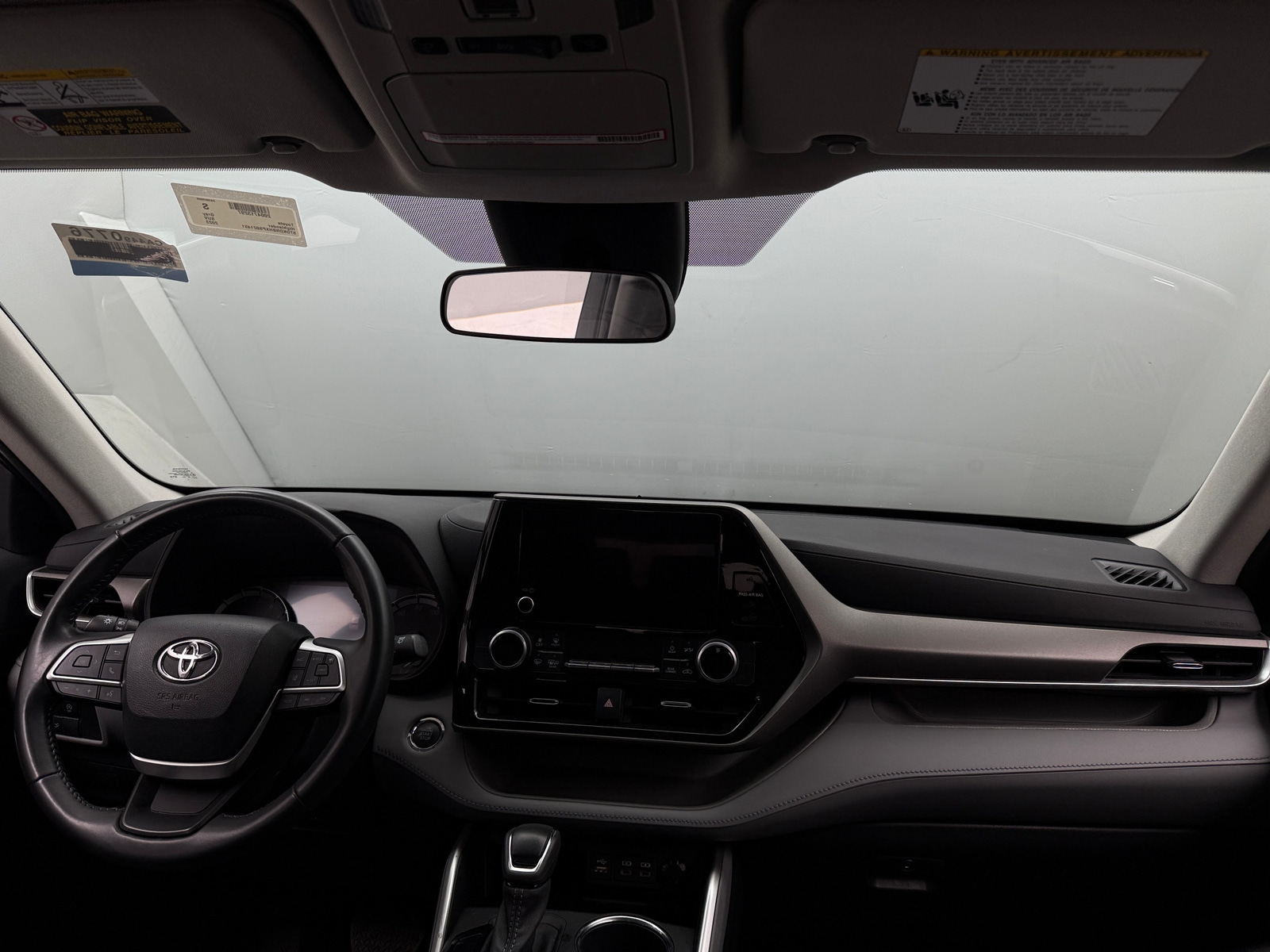 Thumbnail: 2023 Toyota Highlander - 3