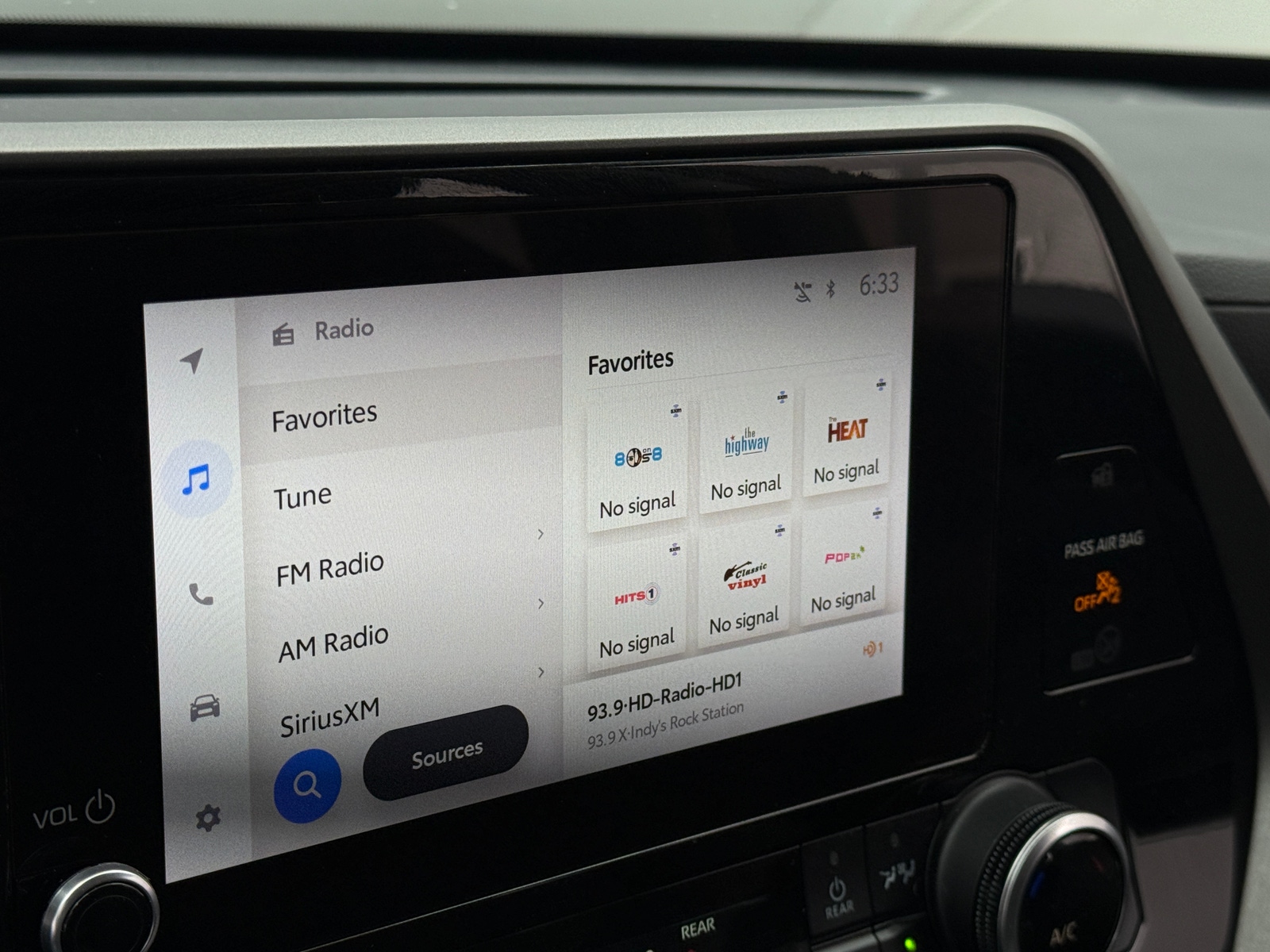 Thumbnail: 2023 Toyota Highlander - 4