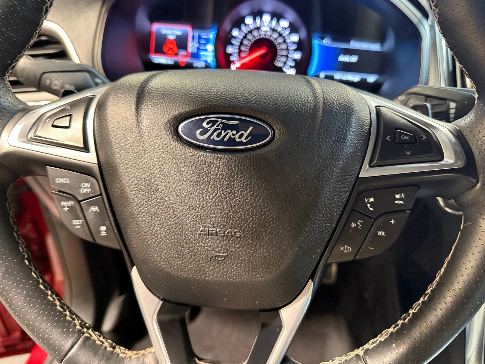 Thumbnail: 2022 Ford Edge - 5