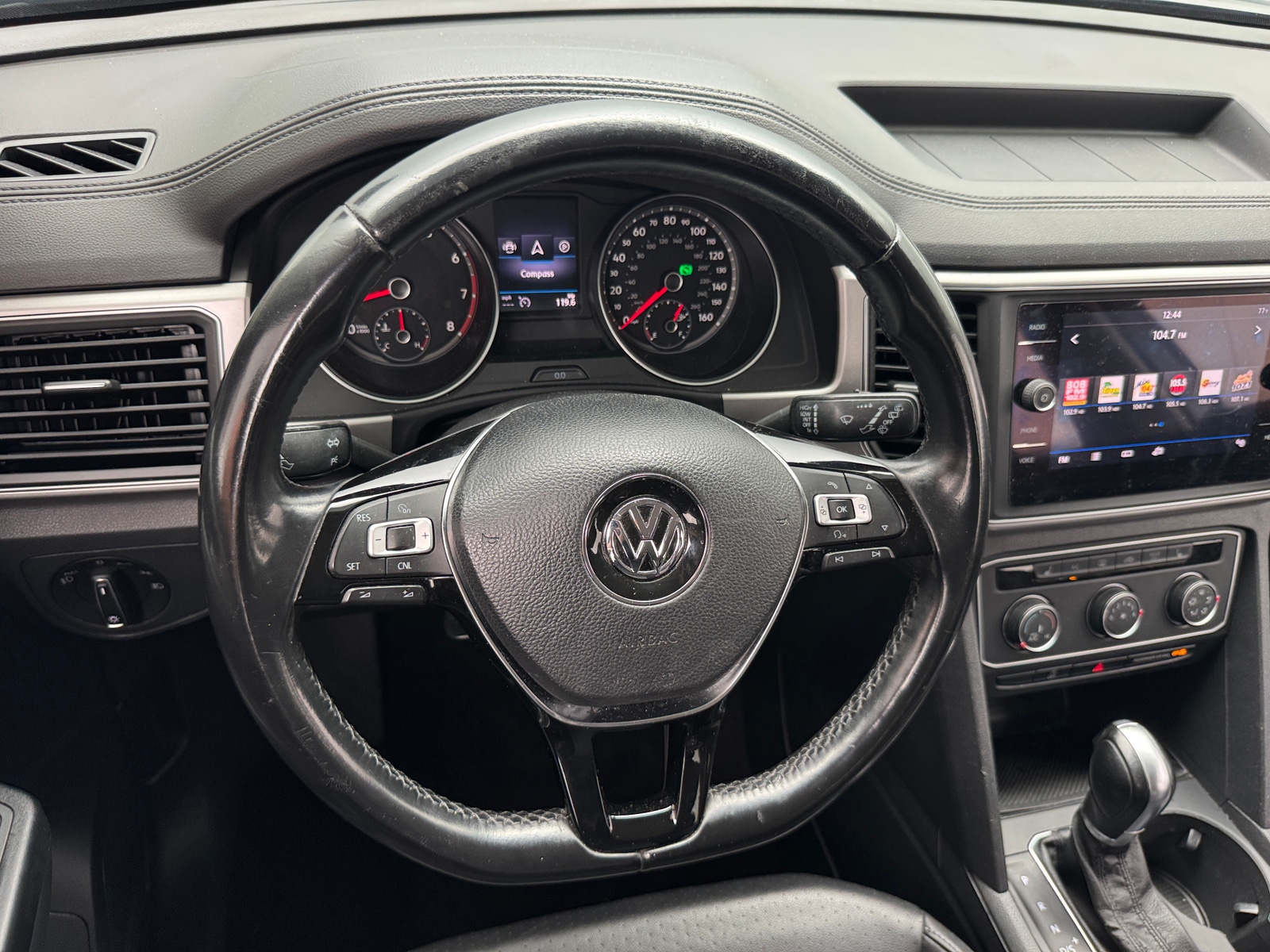Thumbnail: 2018 Volkswagen Atlas - 4