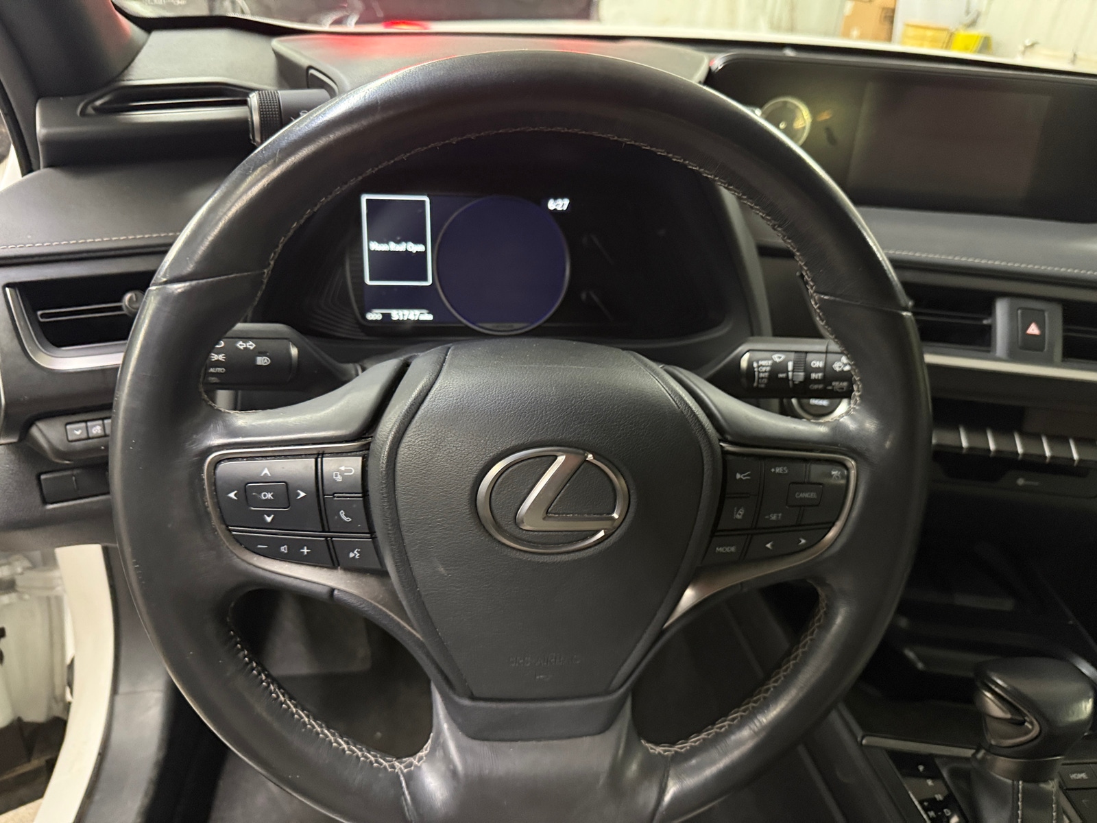 Thumbnail: 2020 Lexus UX - 4