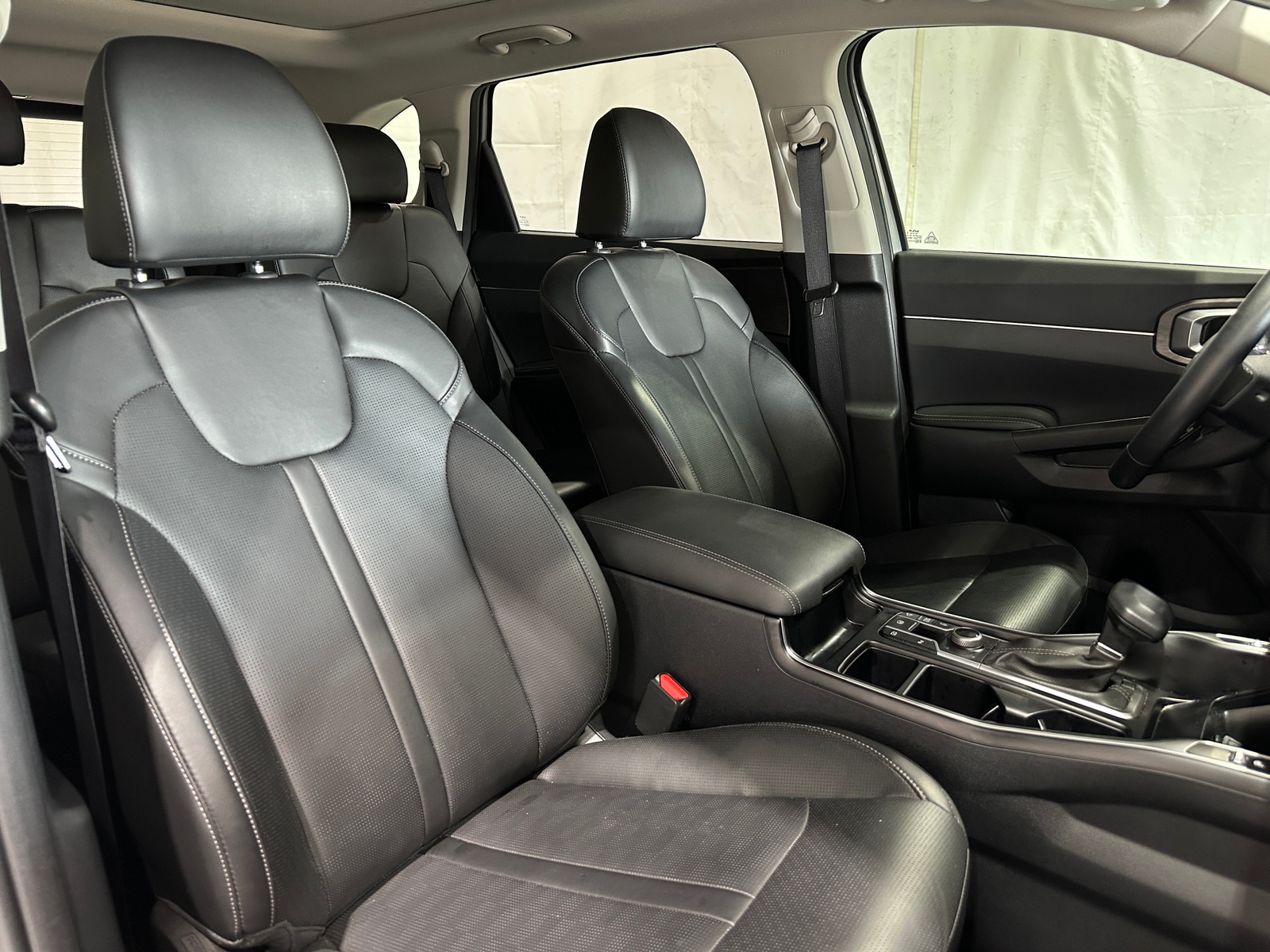 Thumbnail: 2024 Kia Sorento - 2