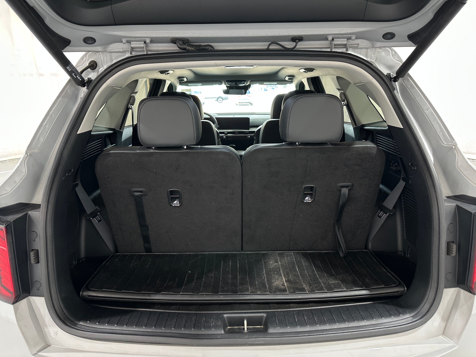 Thumbnail: 2024 Kia Sorento - 7