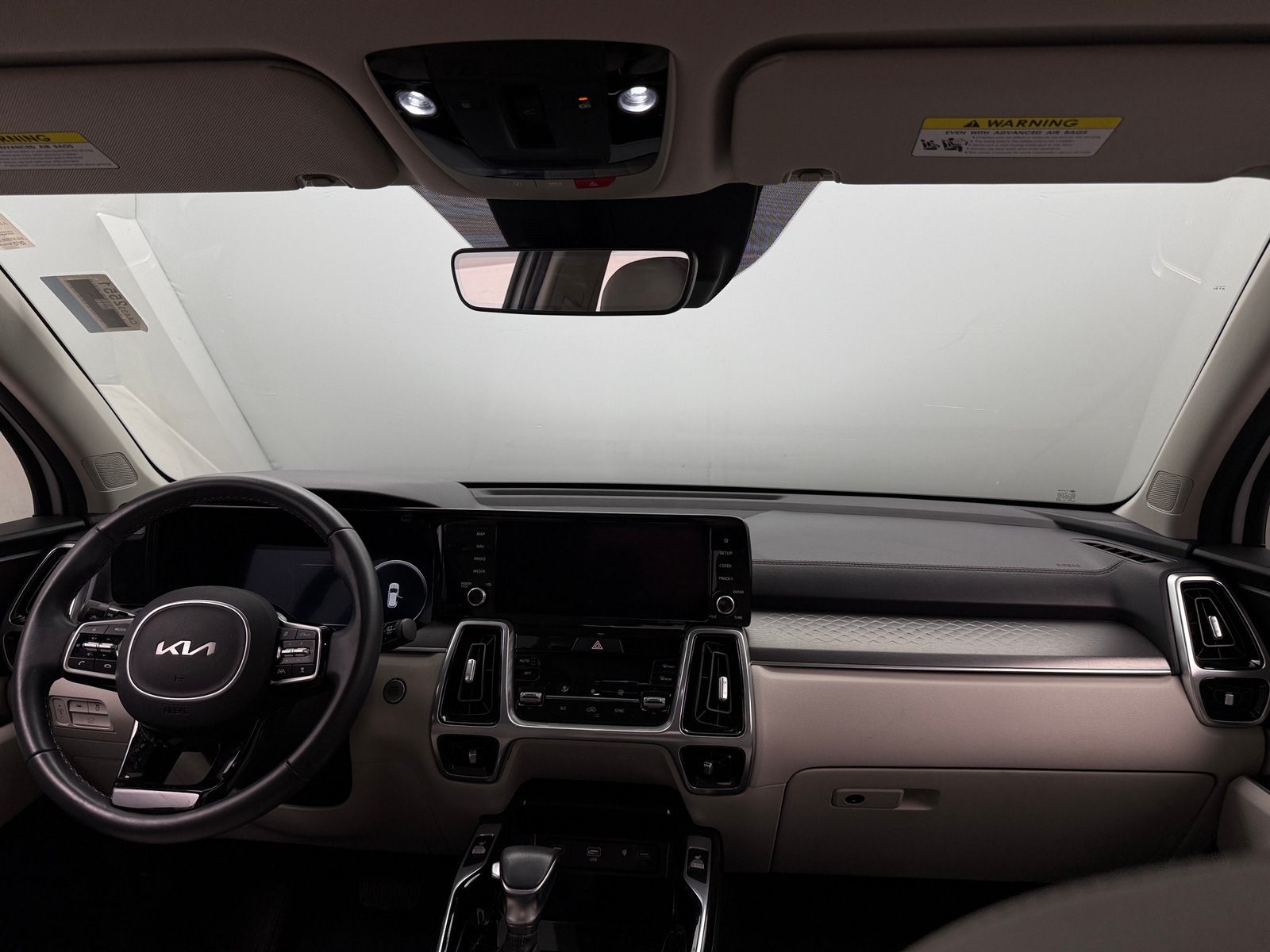 Thumbnail: 2023 Kia Sorento - 2