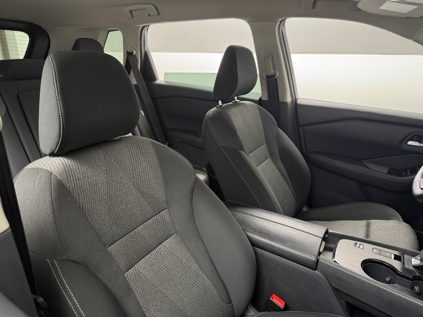 Thumbnail: 2025 Nissan Rogue - 2