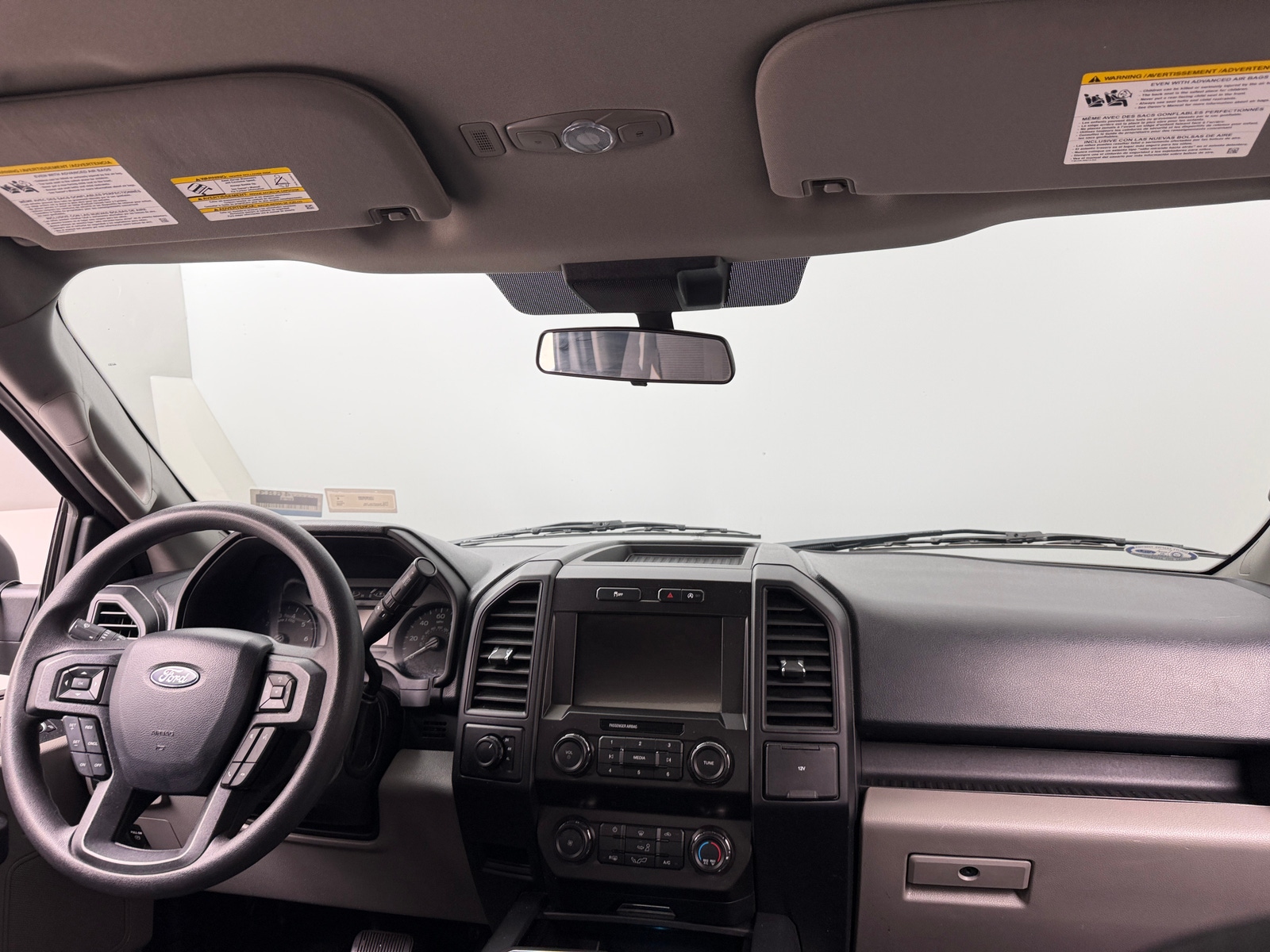 Thumbnail: 2020 Ford Econoline - 3