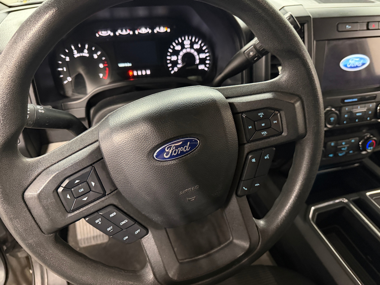 Thumbnail: 2020 Ford Econoline - 5