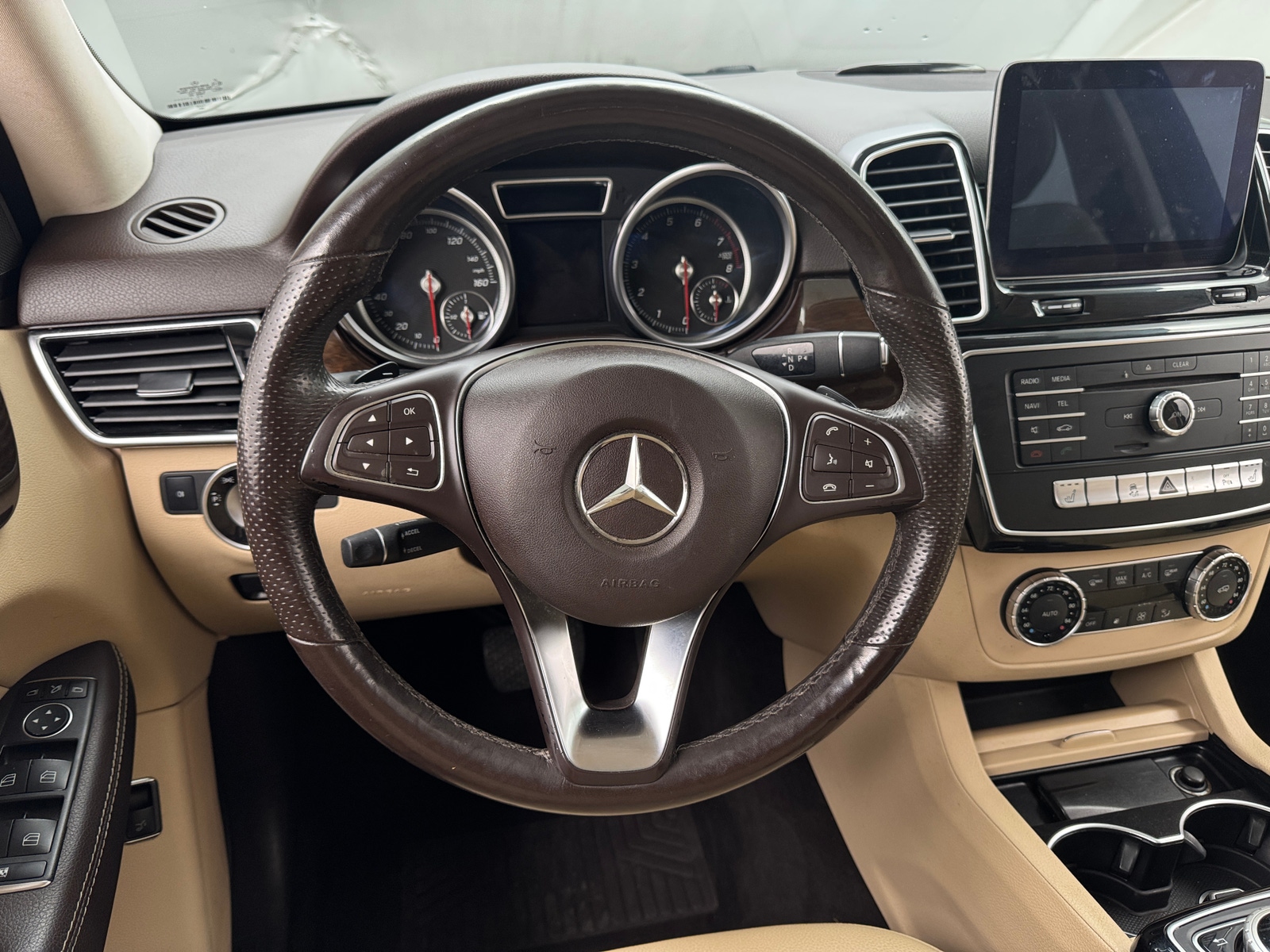 Thumbnail: 2018 Mercedes-Benz GLE - 4