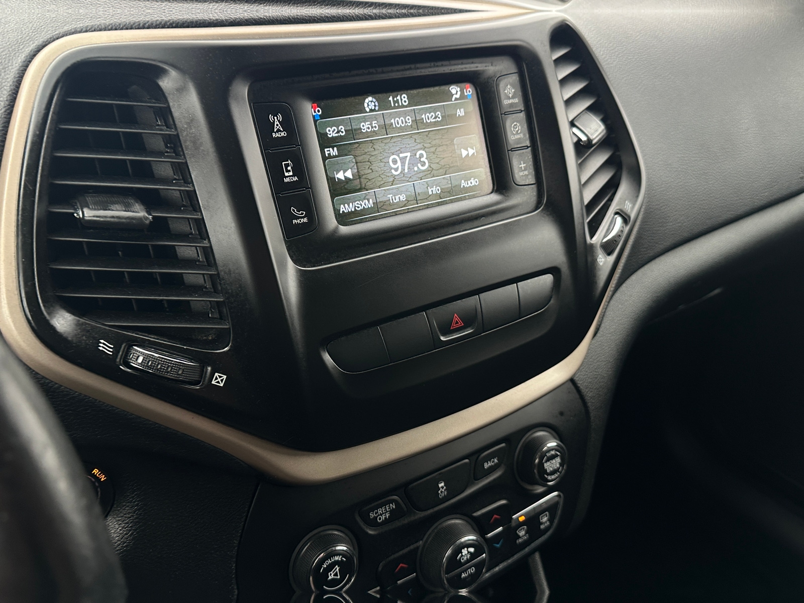 Thumbnail: 2014 Jeep Cherokee - 4