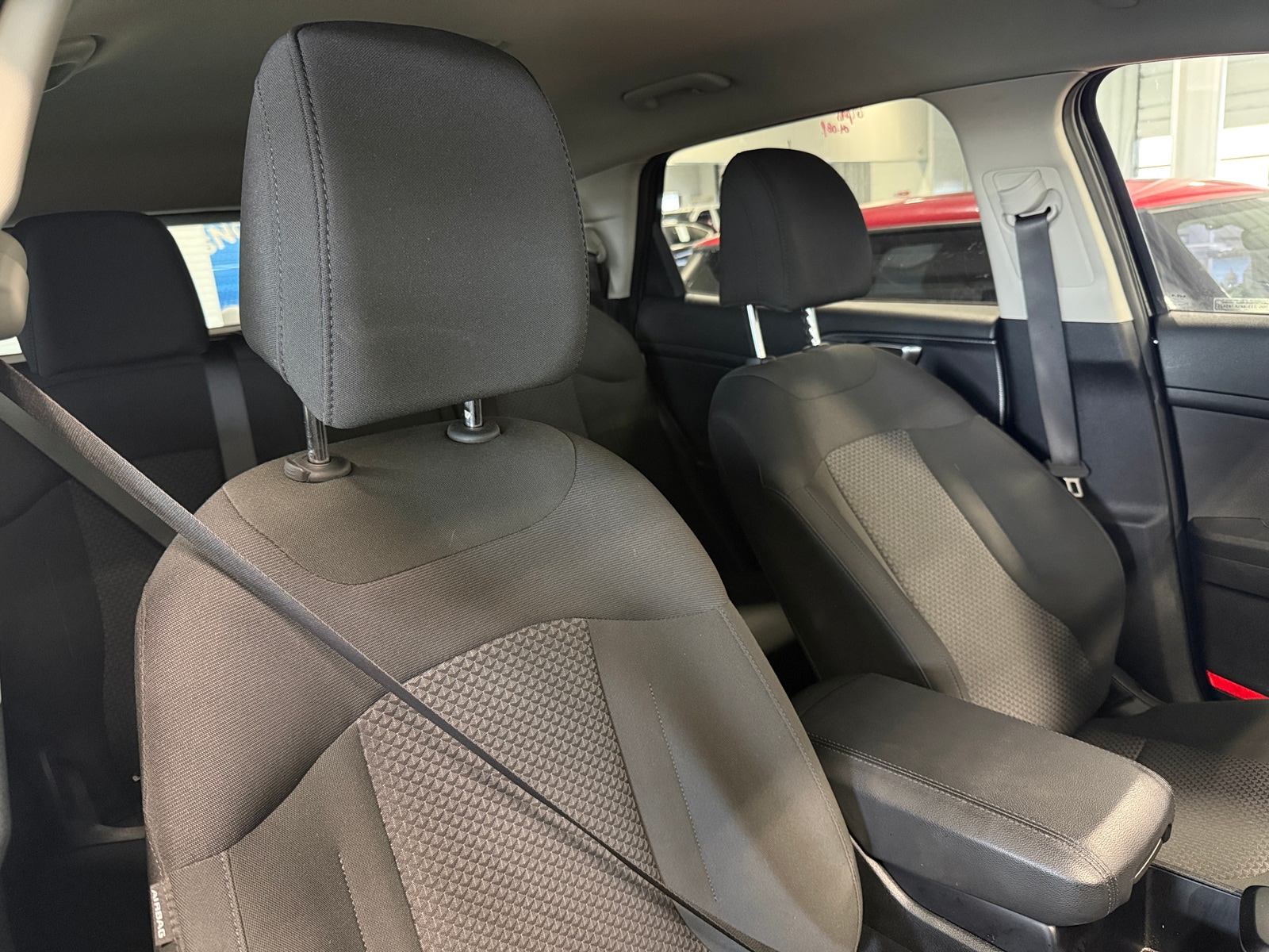 Thumbnail: 2025 Kia Sportage - 2