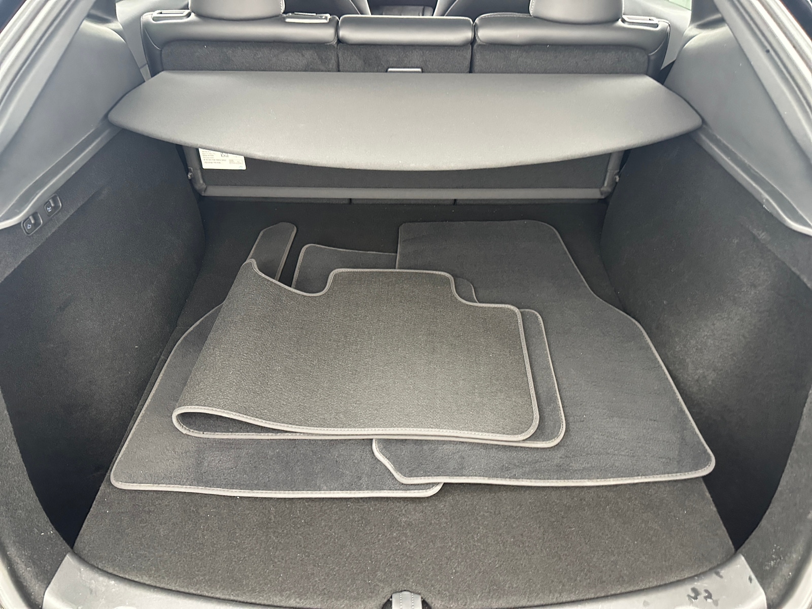 Thumbnail: 2023 Tesla Model Y - 6