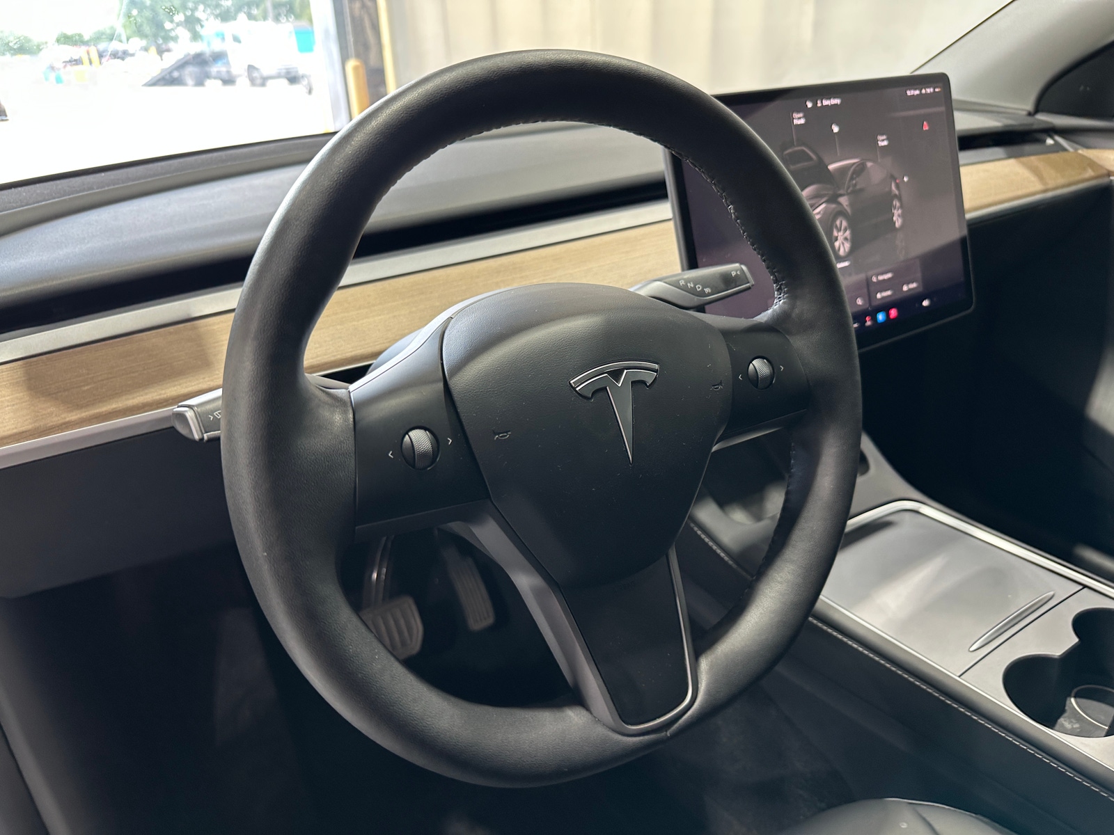 Thumbnail: 2024 Tesla Model Y - 4