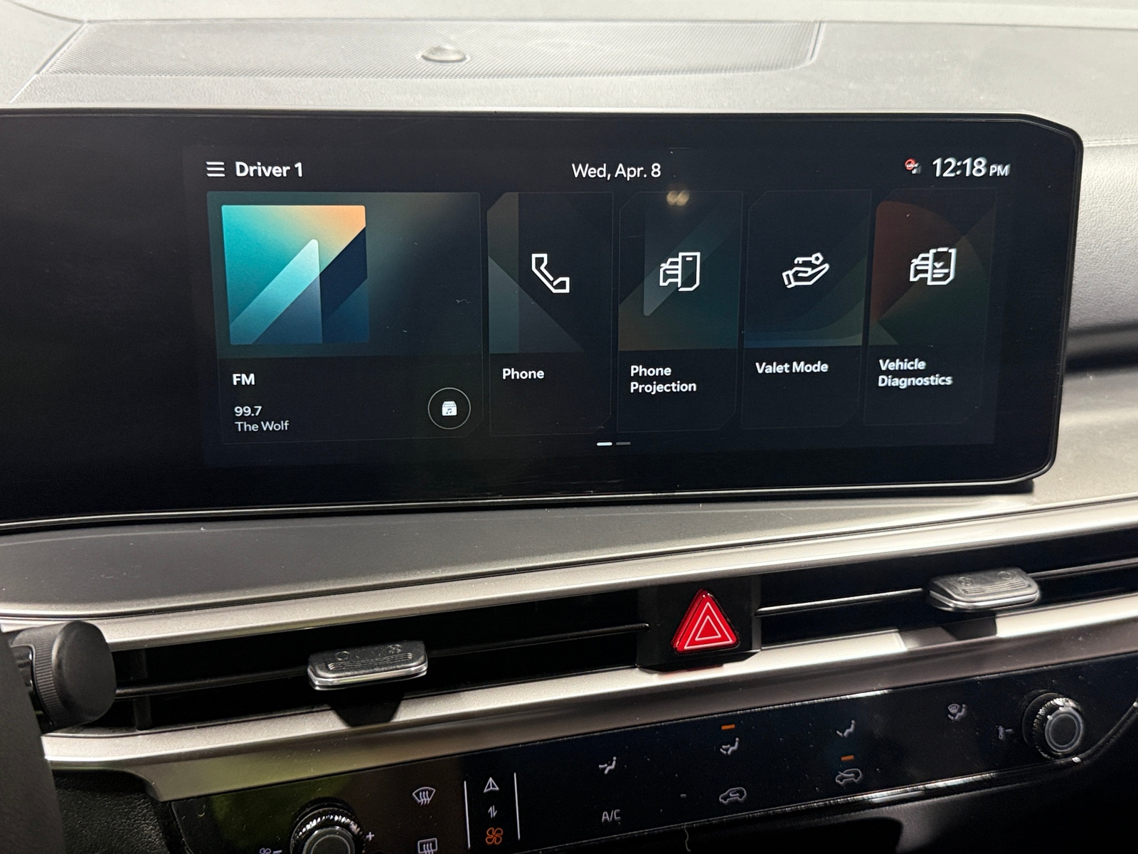 Thumbnail: 2025 Kia Sorento - 4