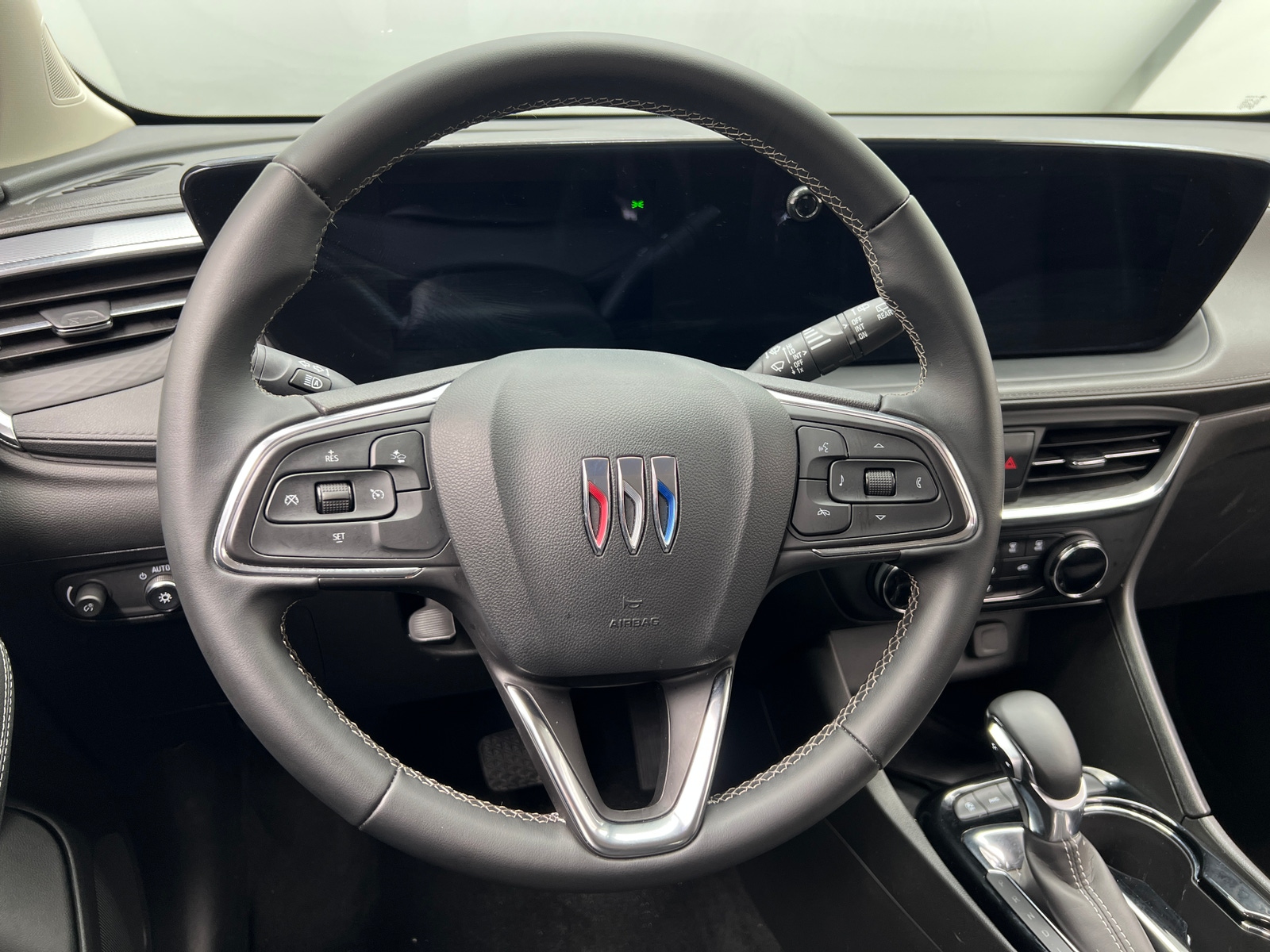 Thumbnail: 2025 Buick Encore GX - 5