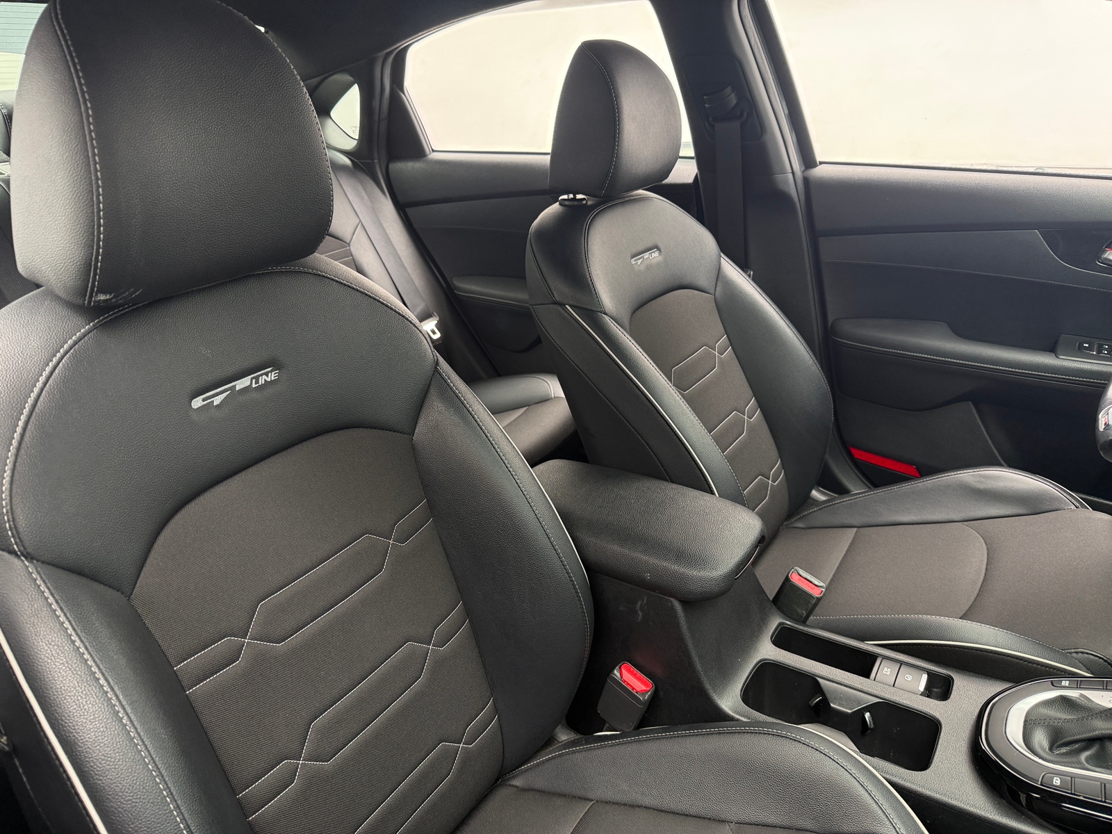 Thumbnail: 2023 Kia Forte - 2