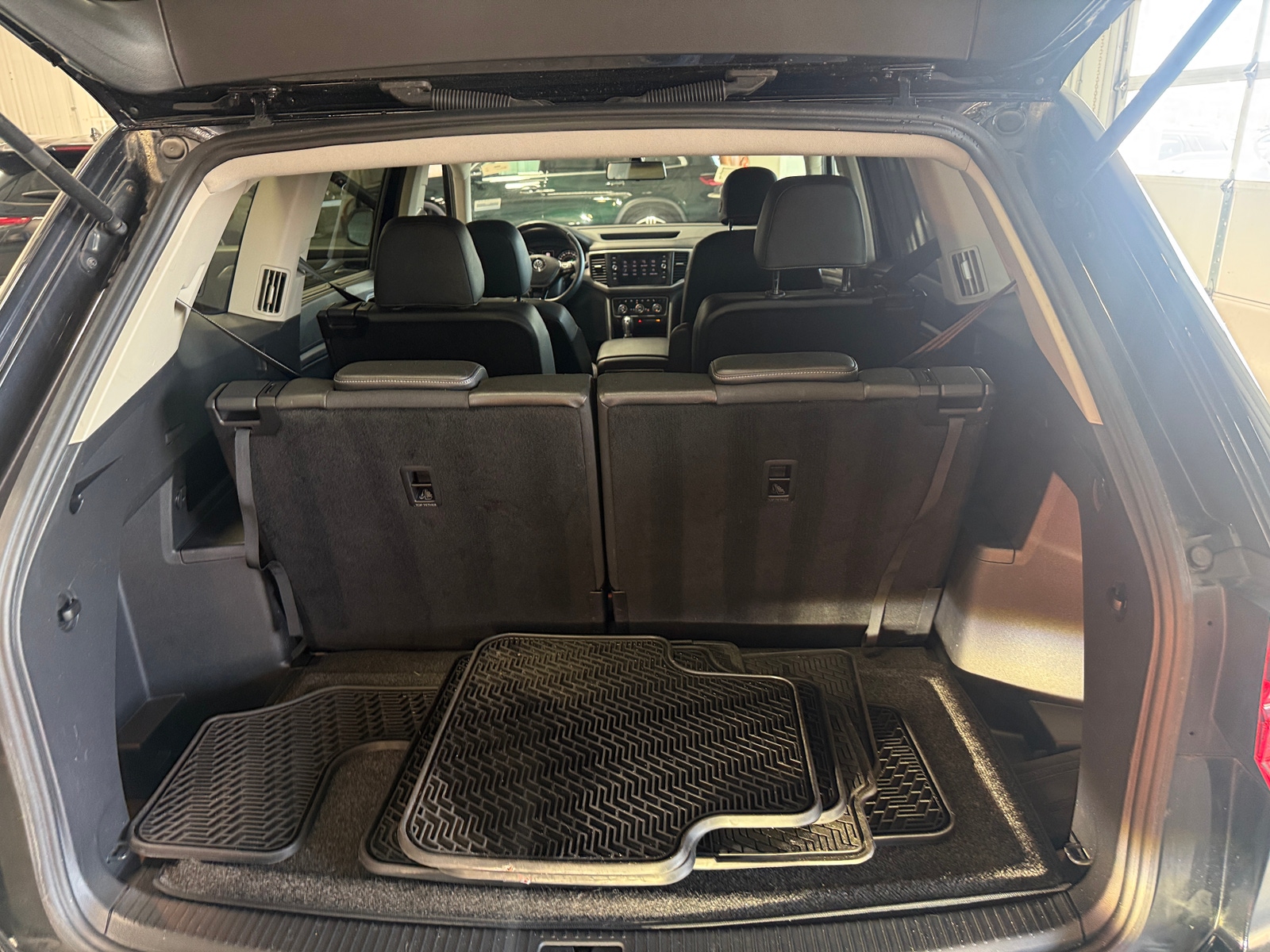 Thumbnail: 2019 Volkswagen Atlas - 6