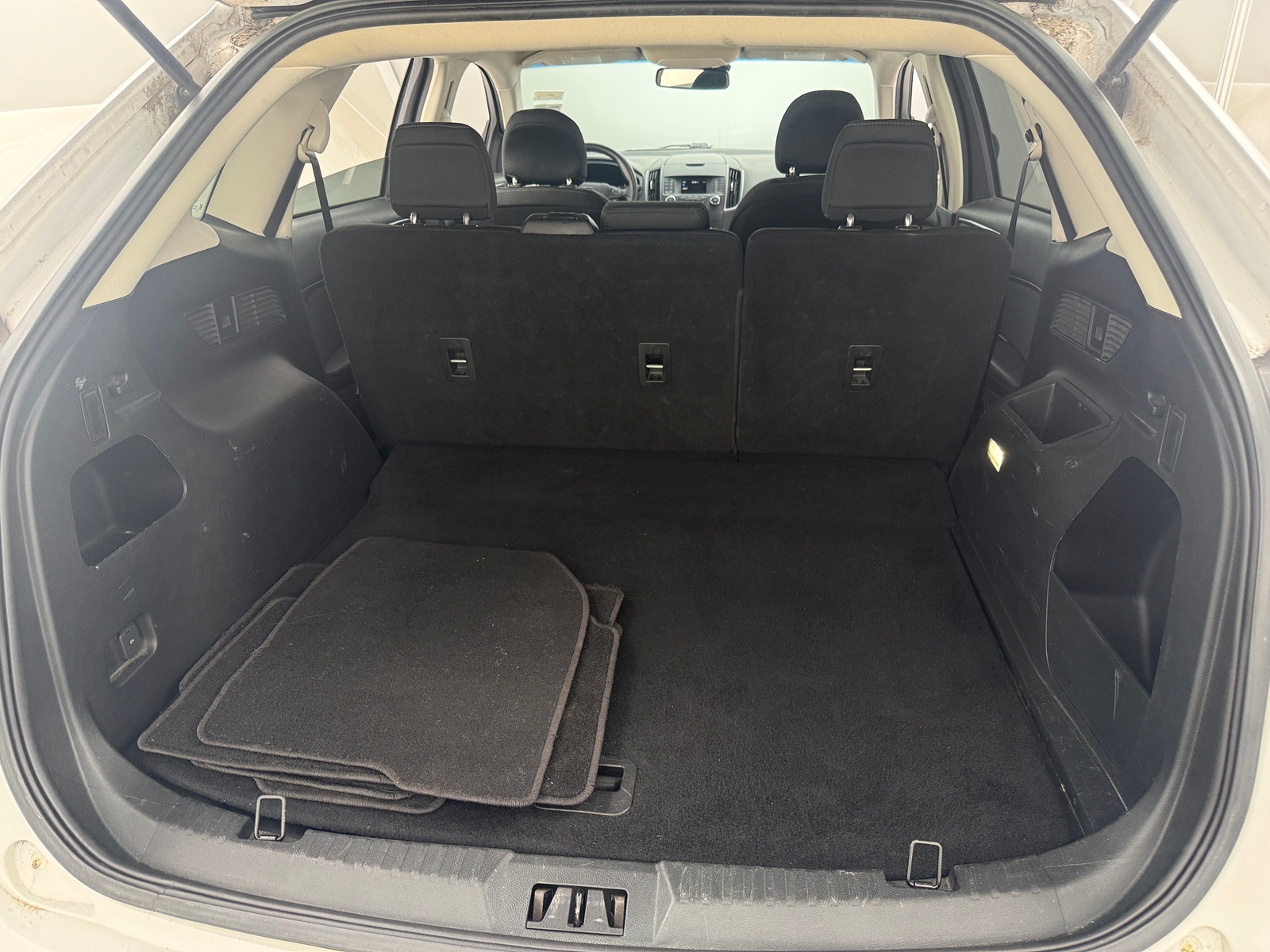 Thumbnail: 2019 Ford Edge - 7