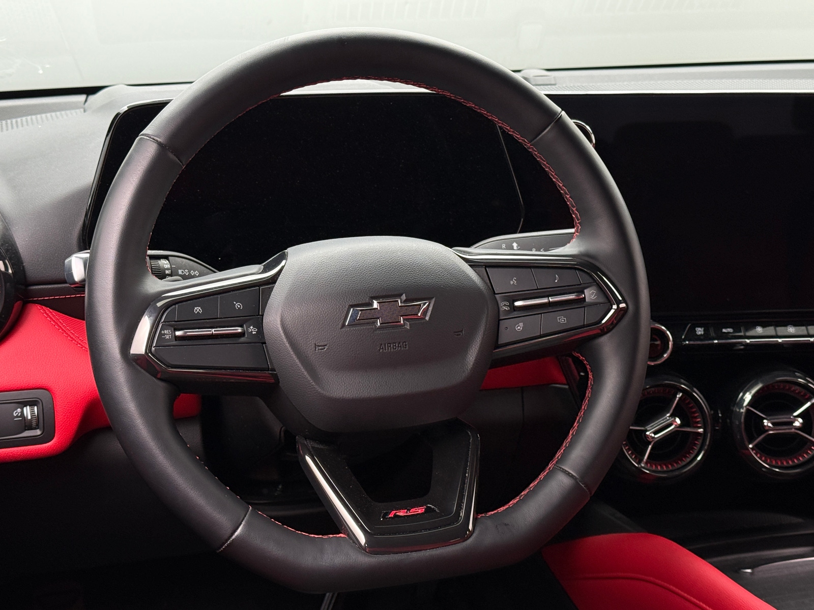 Thumbnail: 2024 Chevrolet Blazer EV - 4