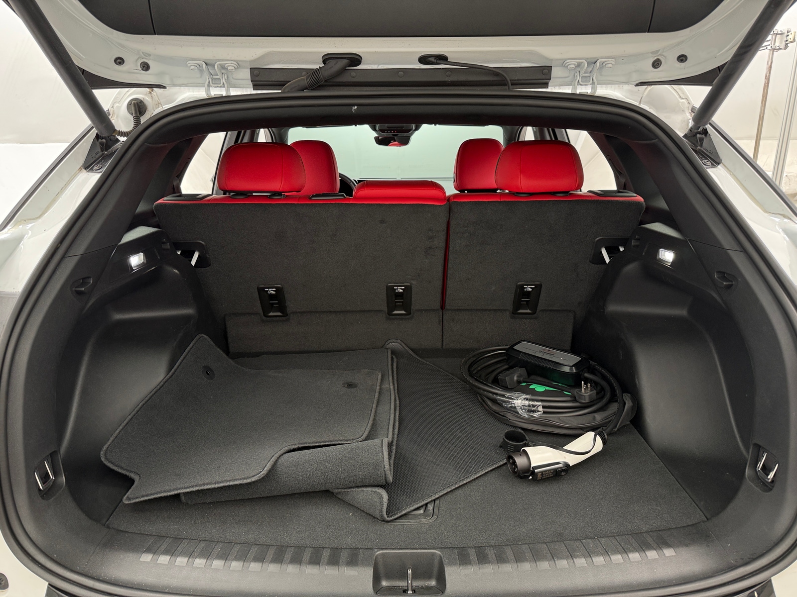 Thumbnail: 2024 Chevrolet Blazer EV - 6