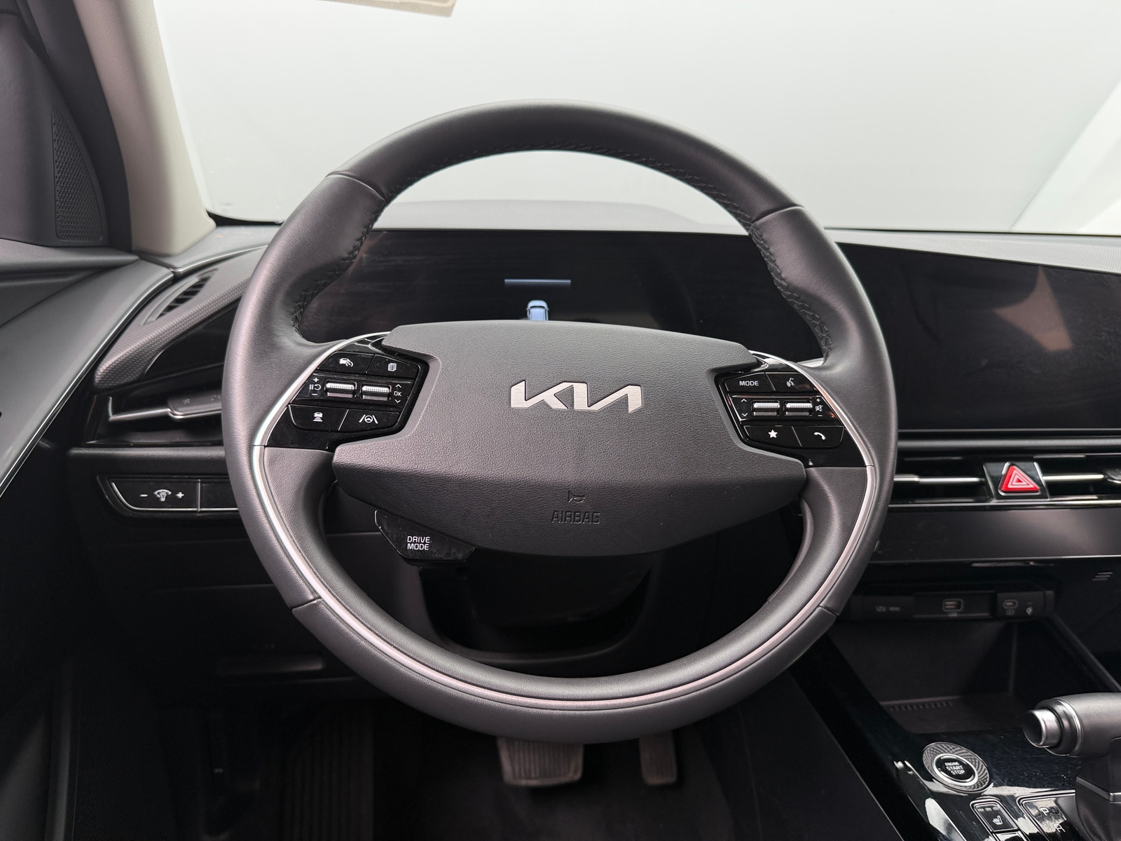 Thumbnail: 2024 Kia Niro - 5