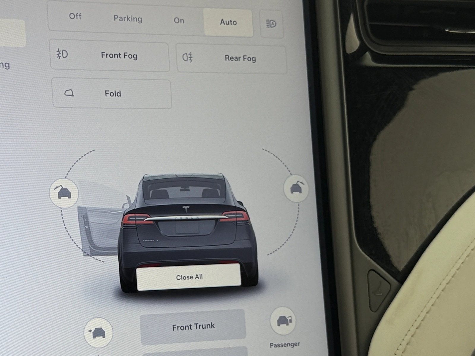 Thumbnail: 2020 Tesla Model X - 3