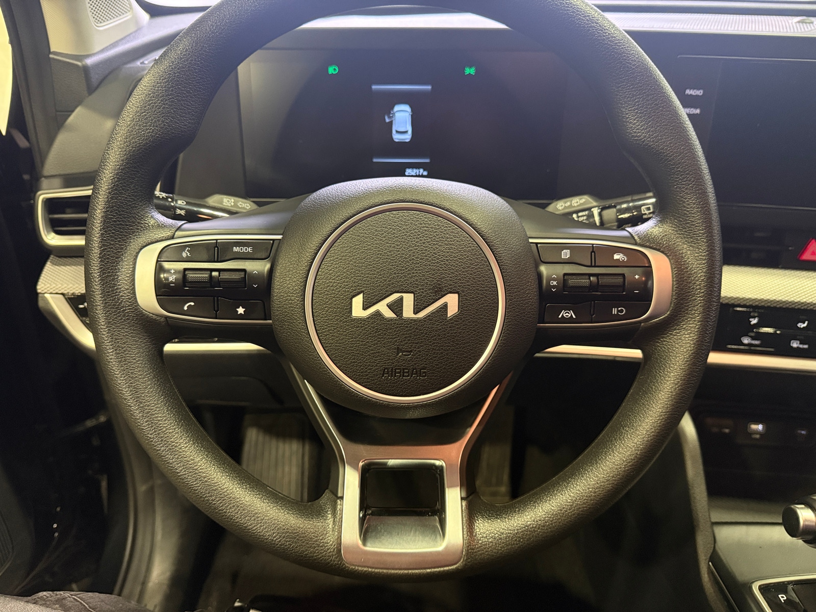 Thumbnail: 2025 Kia Sportage - 5