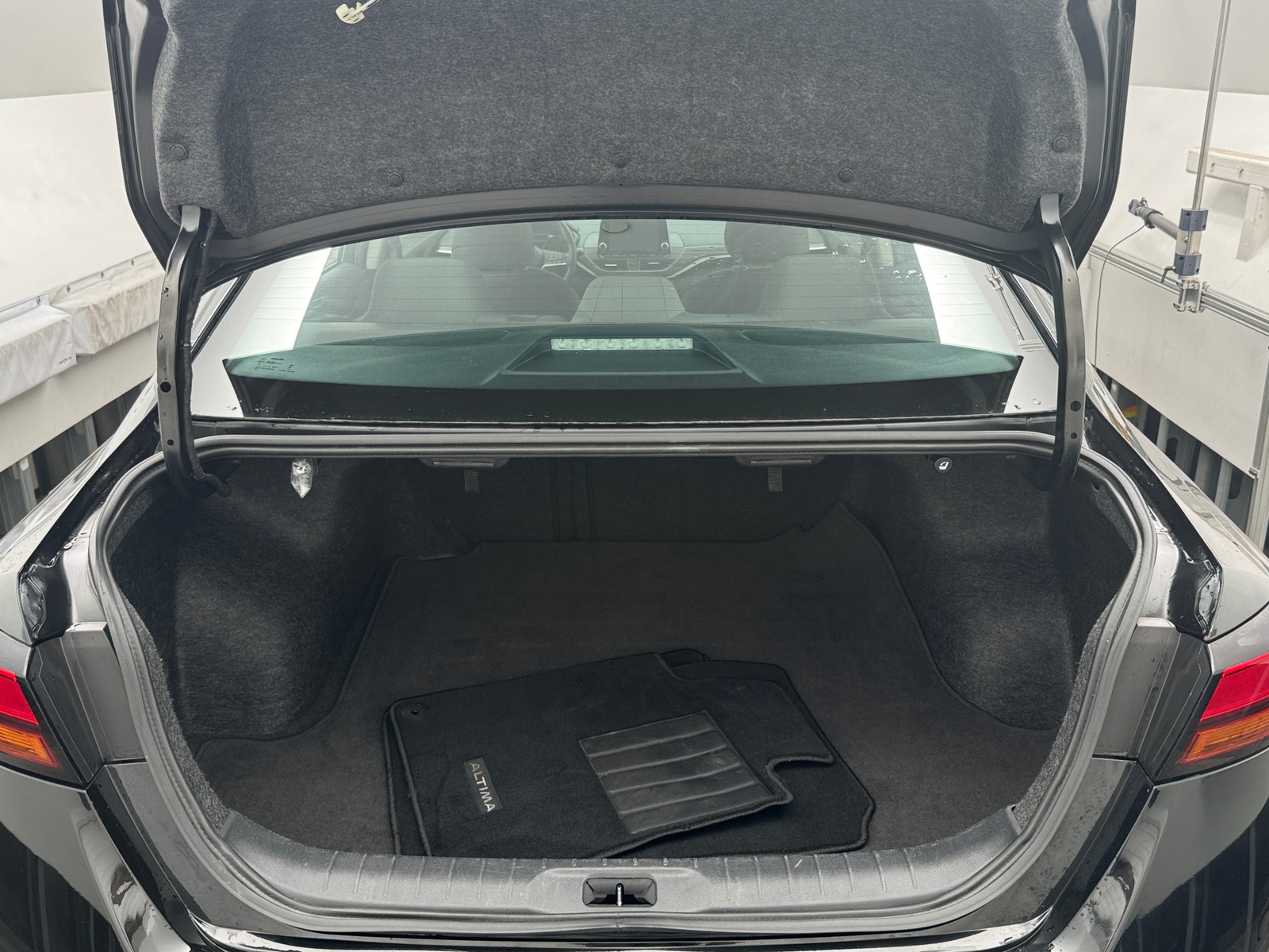 Thumbnail: 2025 Nissan Altima - 7