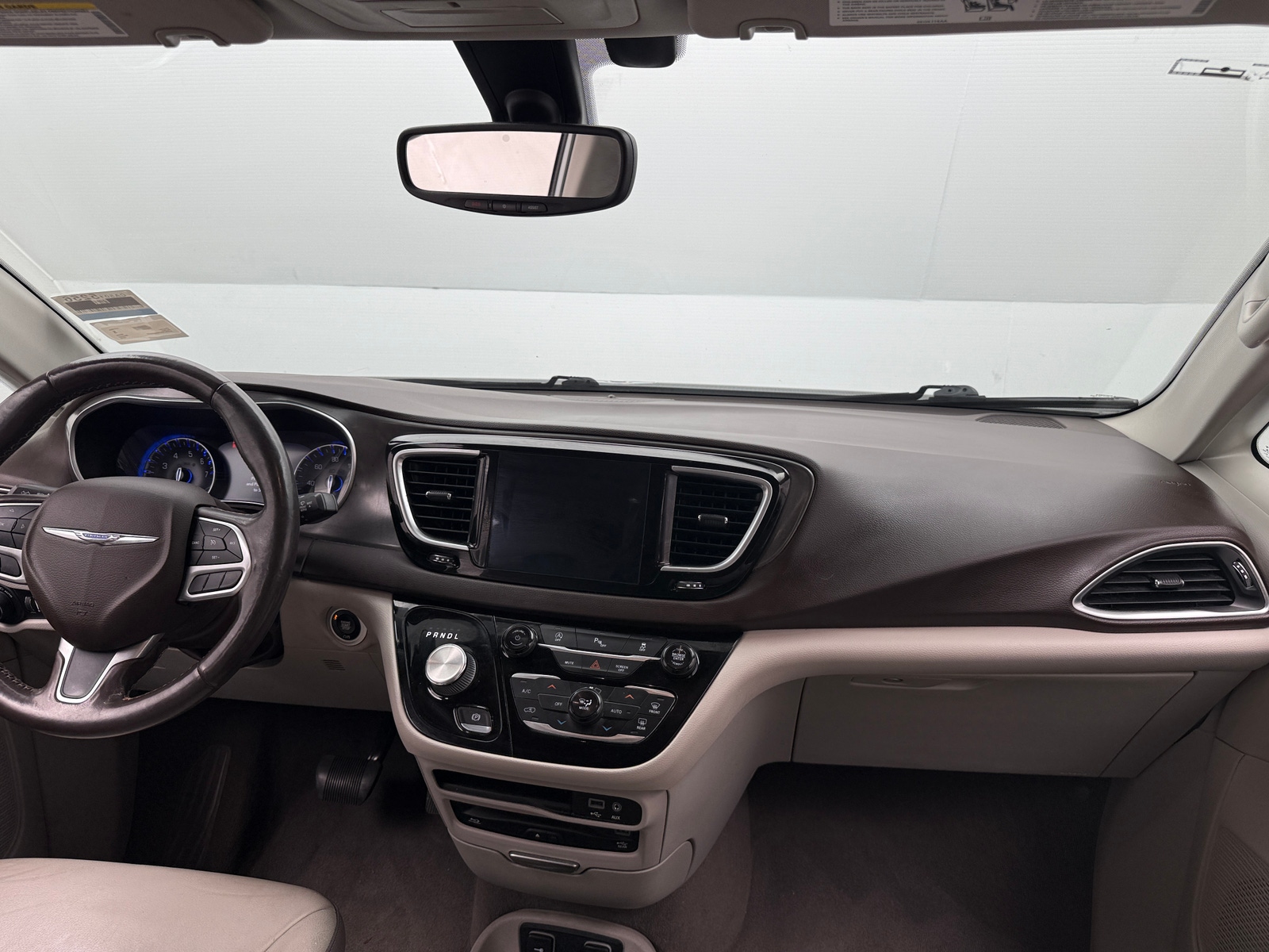 Thumbnail: 2019 Chrysler Pacifica - 2