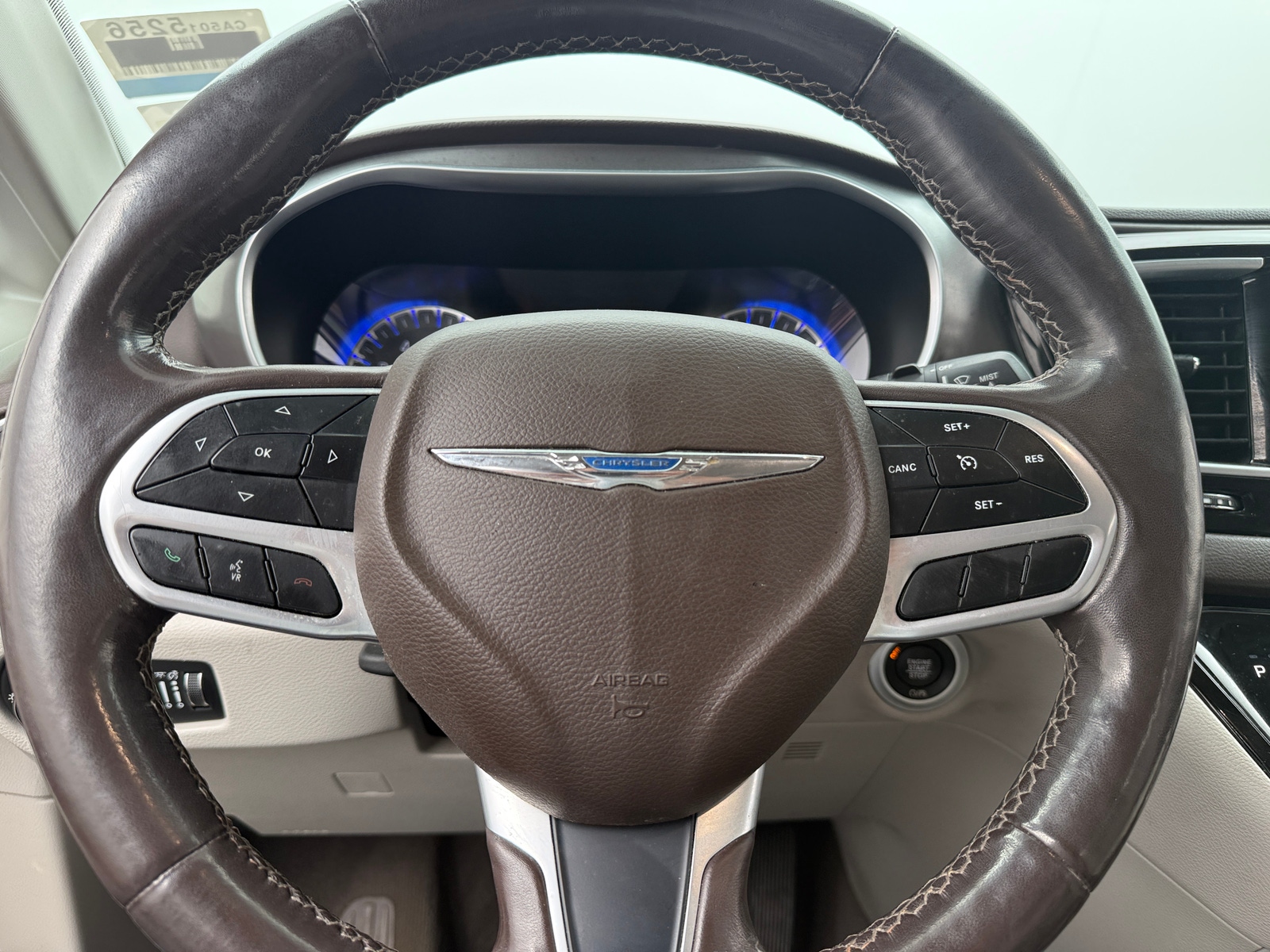 Thumbnail: 2019 Chrysler Pacifica - 4