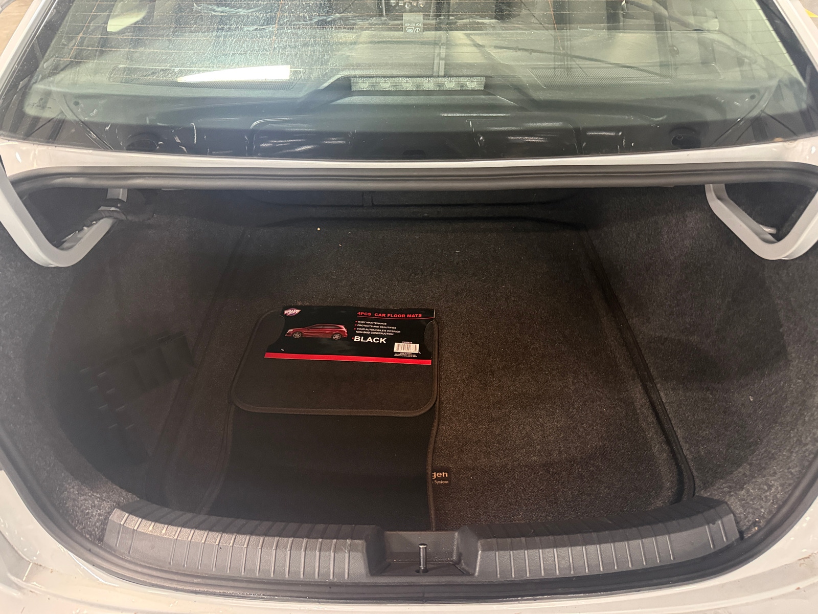 Thumbnail: 2019 Volkswagen Jetta - 6