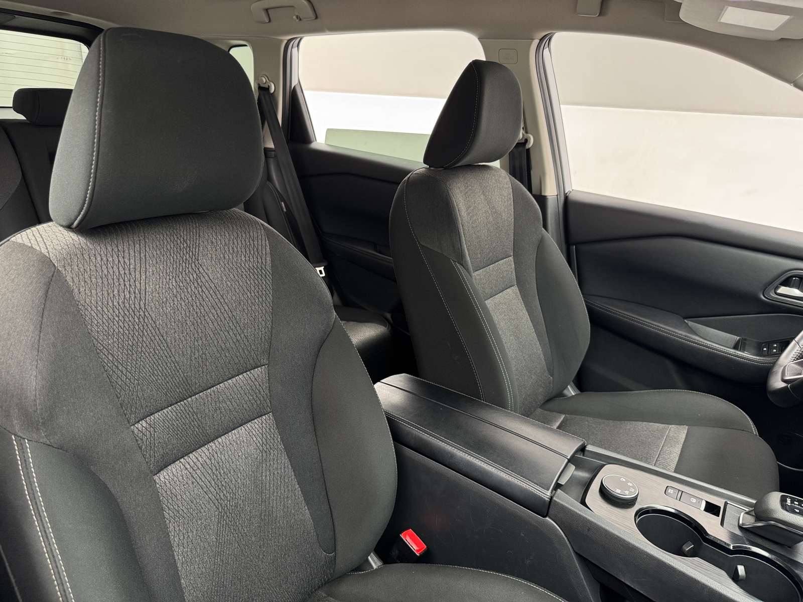 Thumbnail: 2025 Nissan Rogue - 2