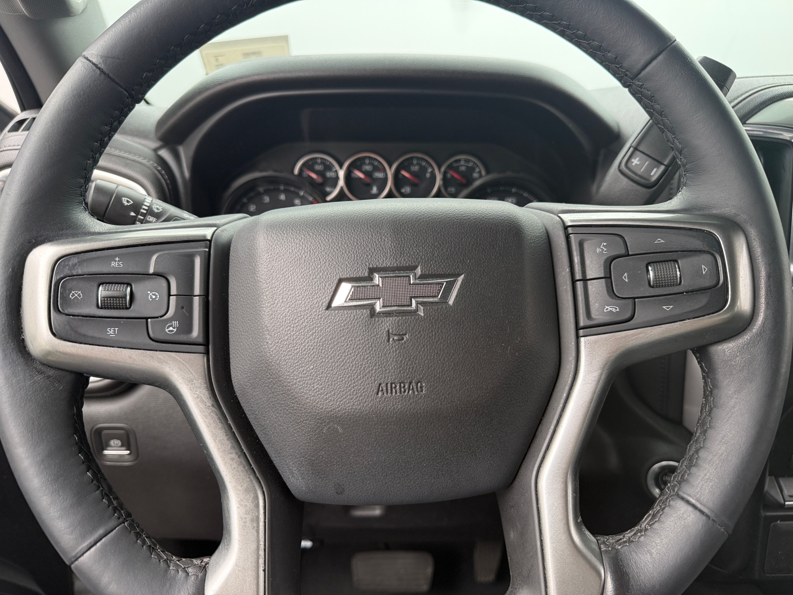 Thumbnail: 2021 Chevrolet Silverado 1500 - 5