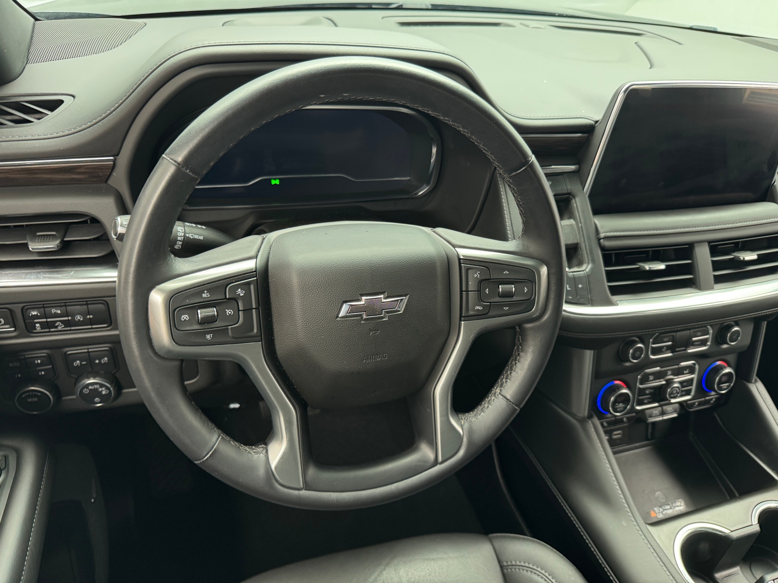 Thumbnail: 2023 Chevrolet Tahoe - 4