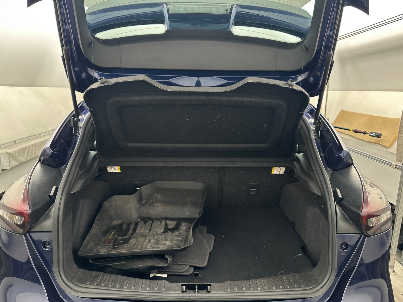 Thumbnail: 2017 Ford Focus - 7