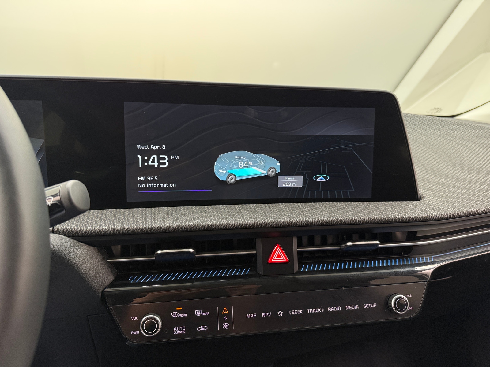 Thumbnail: 2022 Kia EV6 - 3