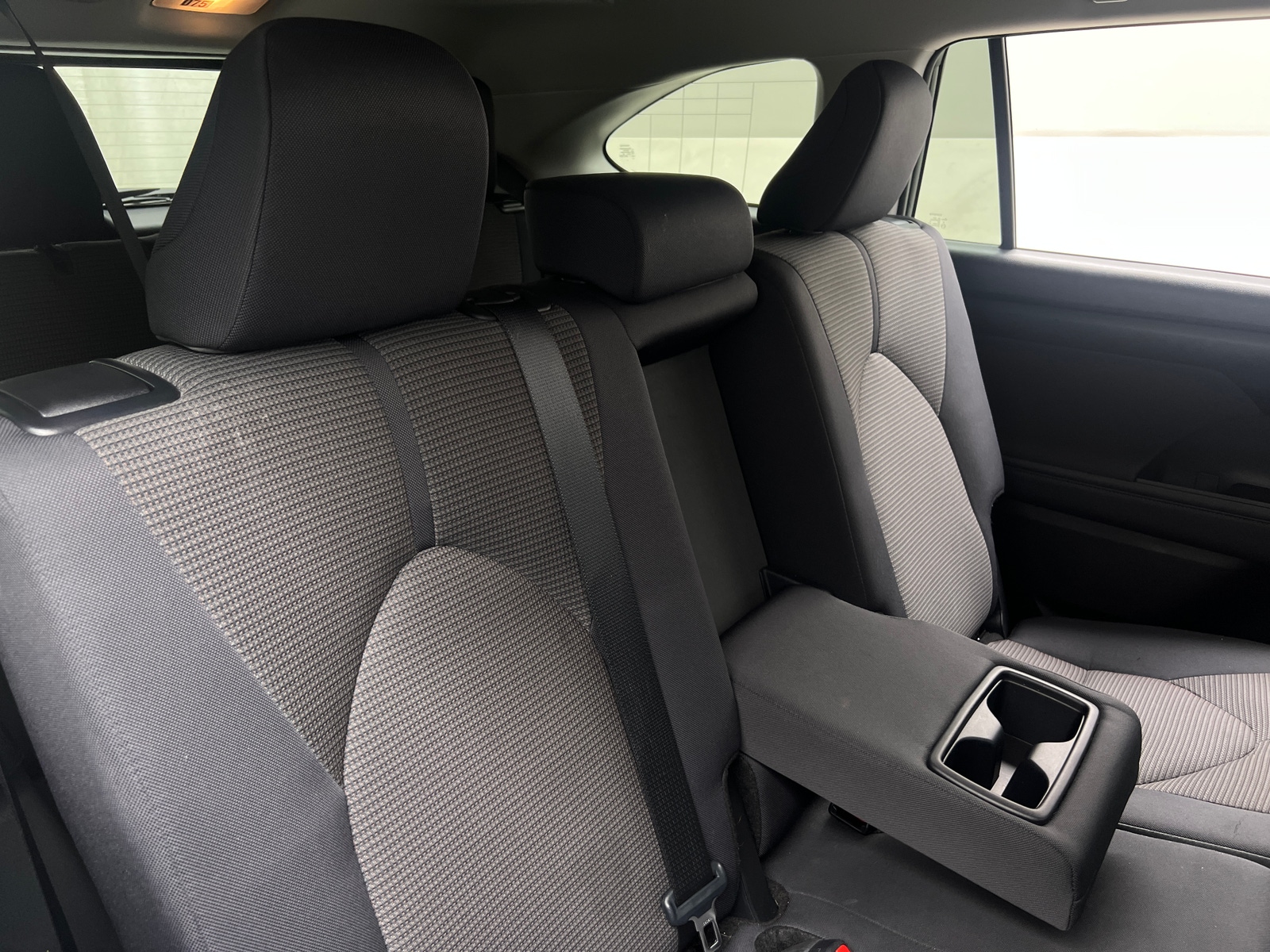 Thumbnail: 2025 Toyota Highlander - 6