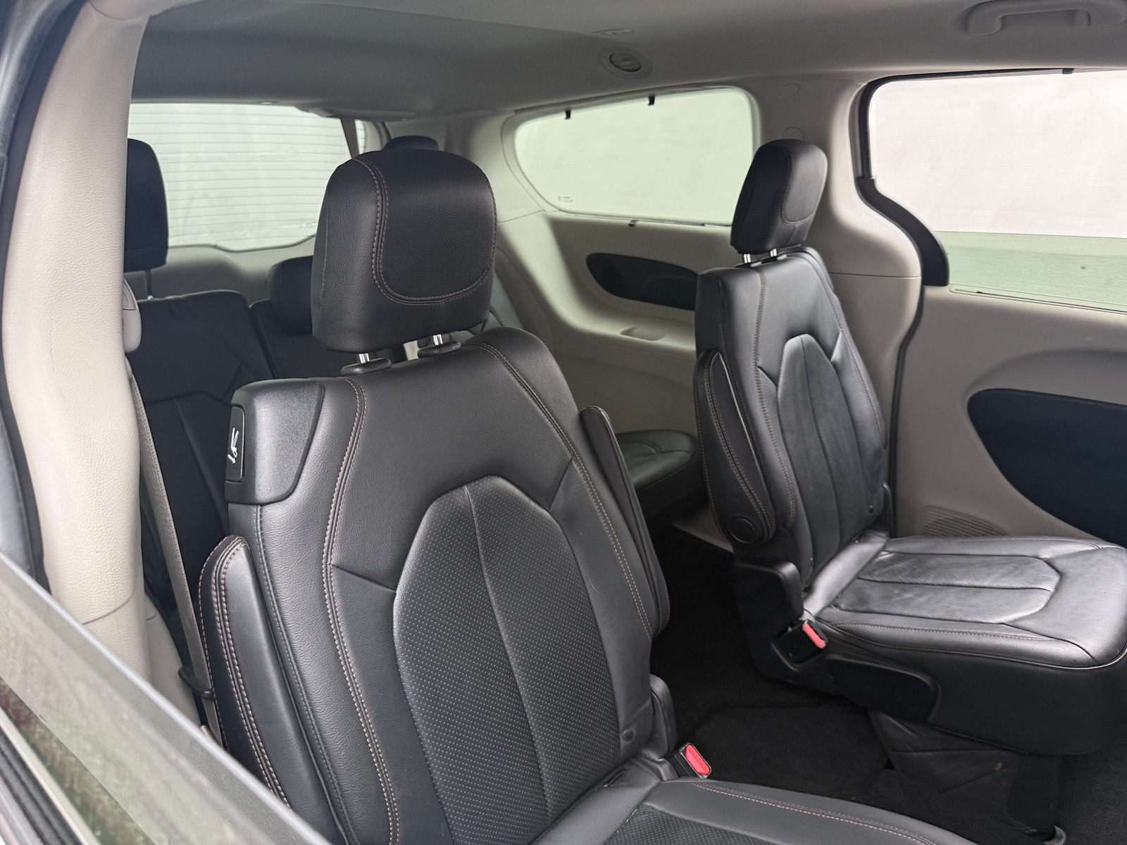 Thumbnail: 2020 Chrysler Pacifica - 5