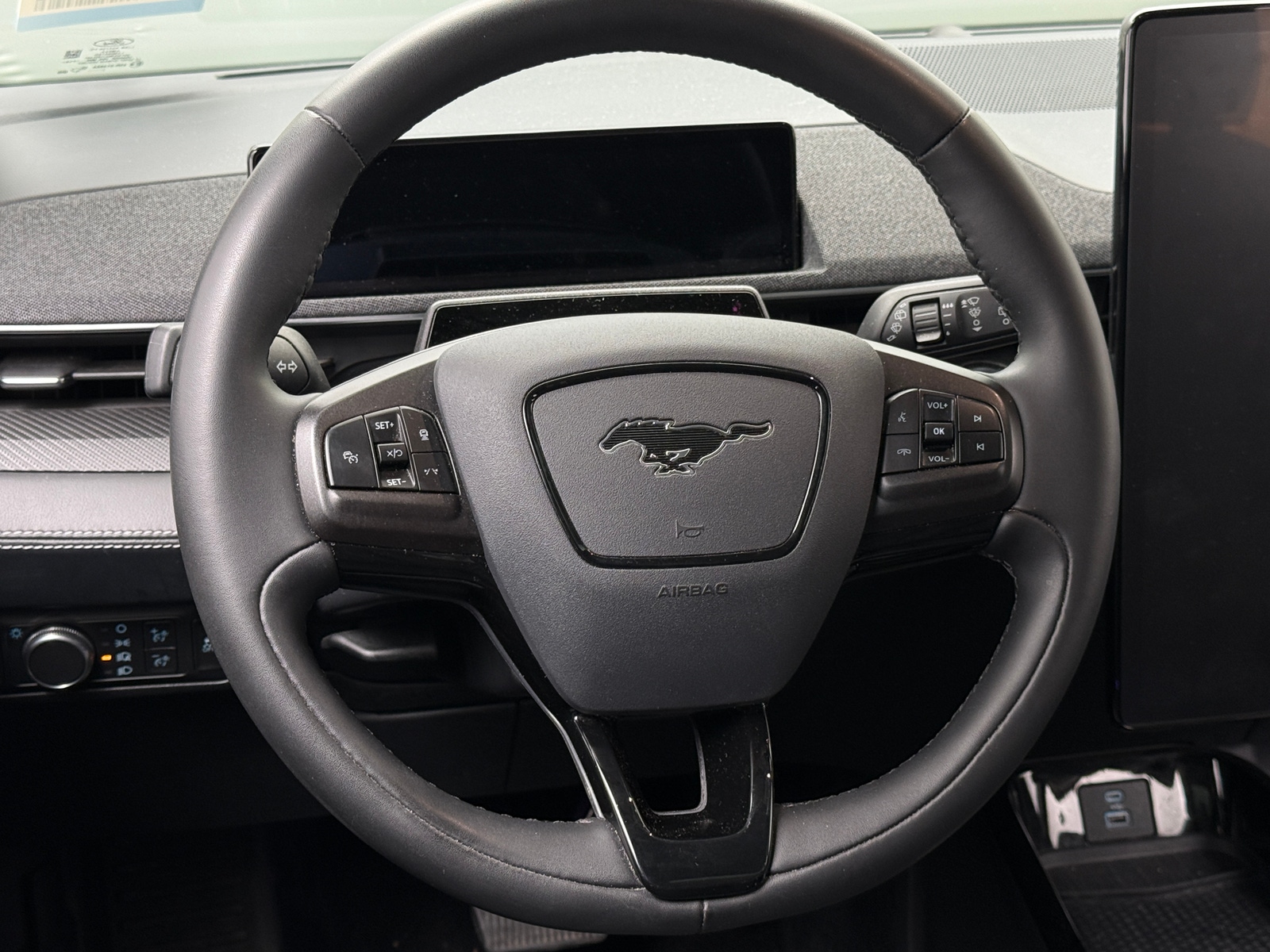 Thumbnail: 2022 Ford Mustang Mach-E - 4