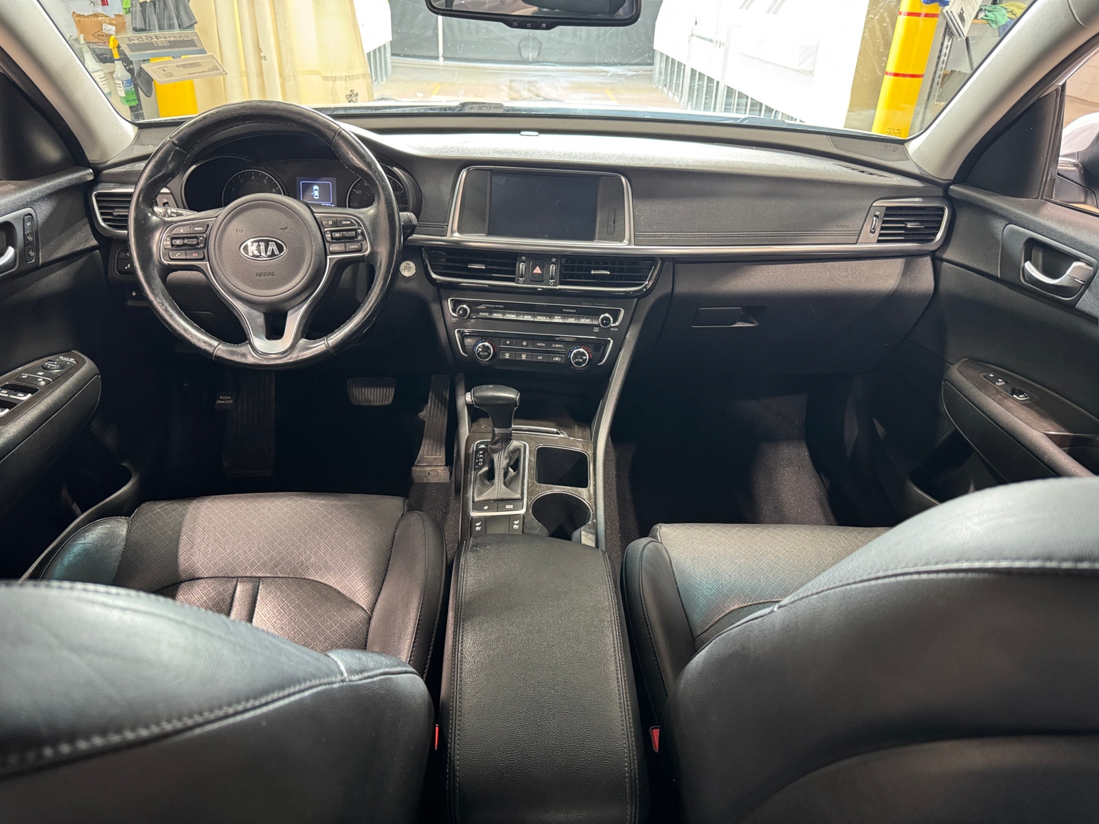 Thumbnail: 2017 Kia Optima - 2