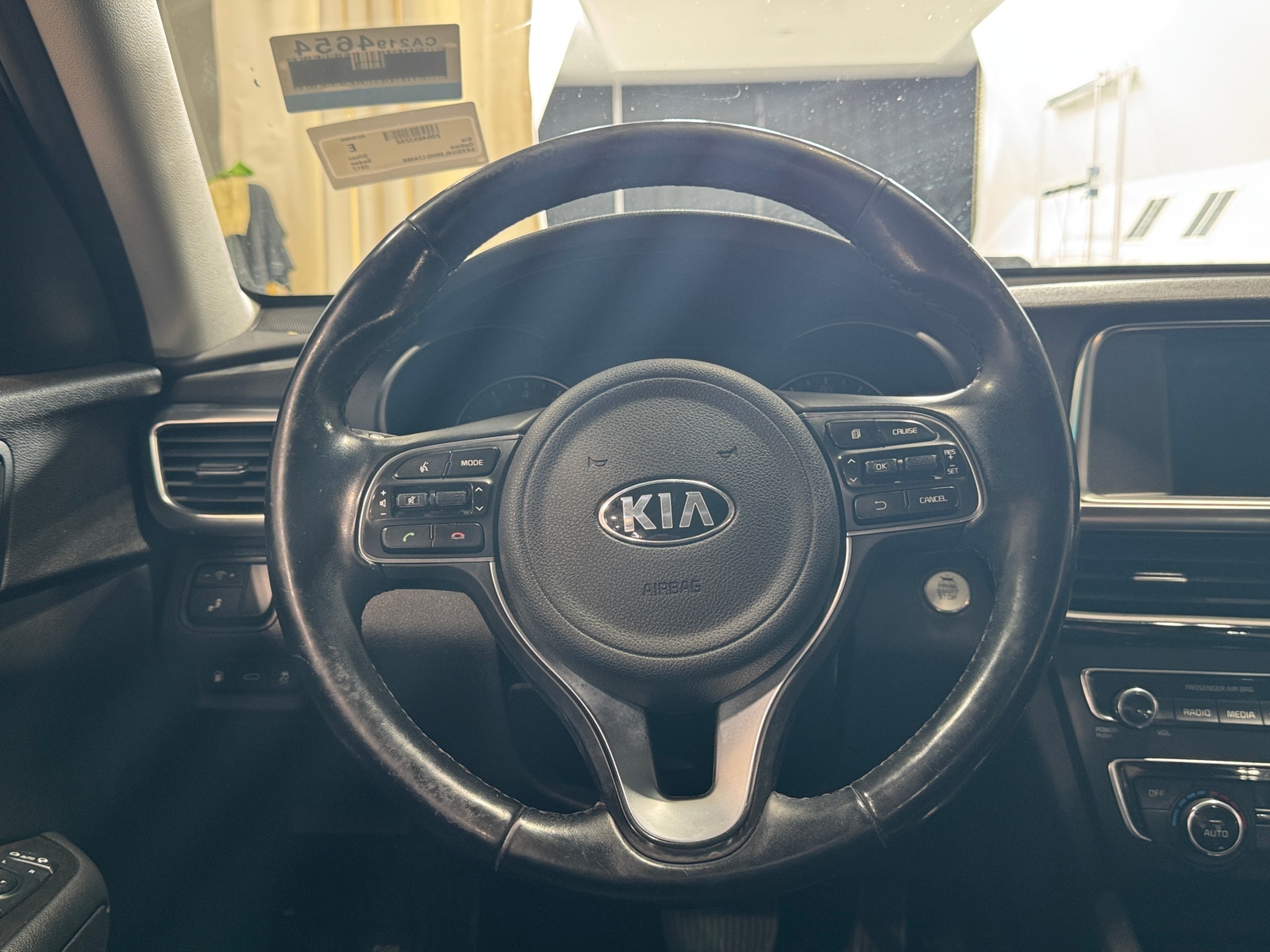 Thumbnail: 2017 Kia Optima - 4