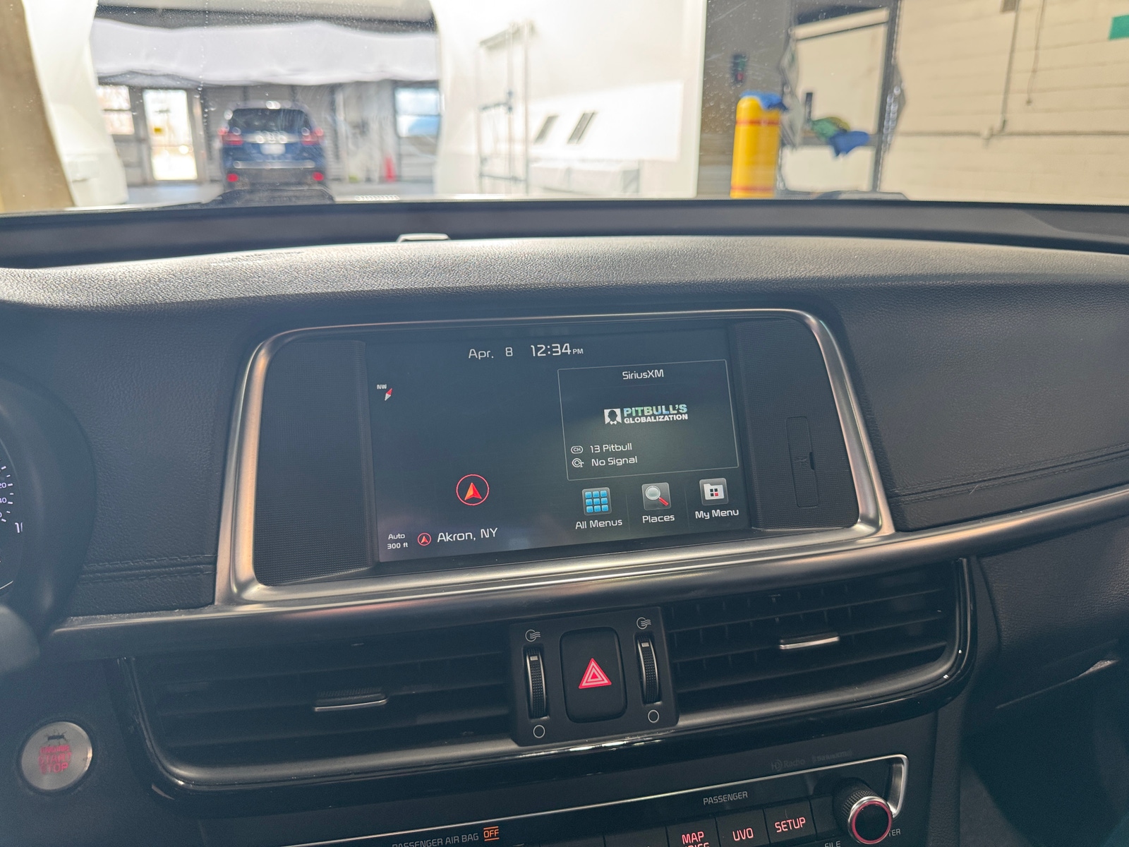 Thumbnail: 2017 Kia Optima - 3