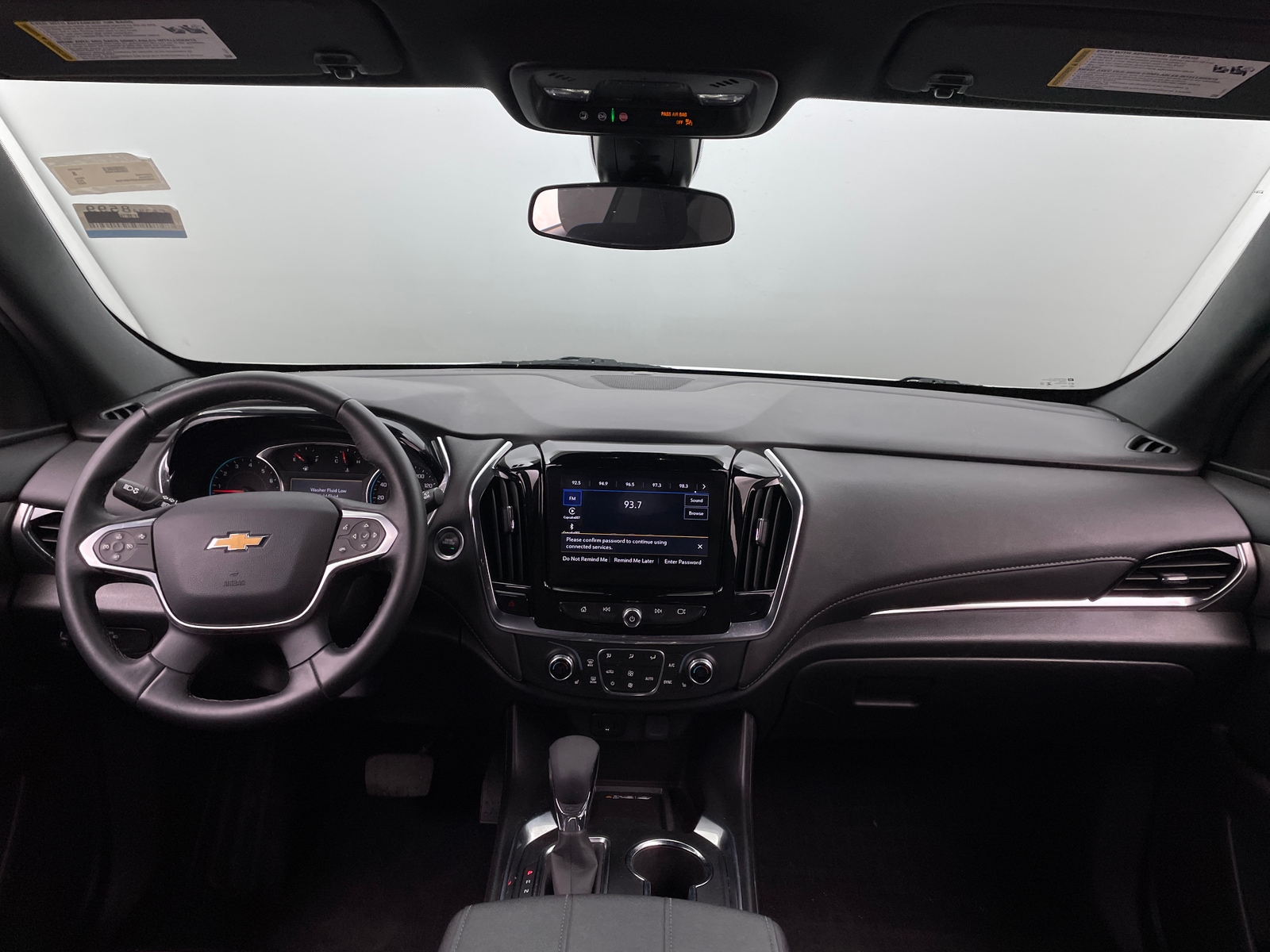 Thumbnail: 2023 Chevrolet Traverse - 3