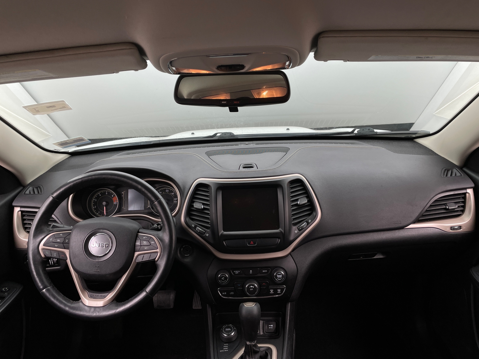 Thumbnail: 2017 Jeep Cherokee - 3