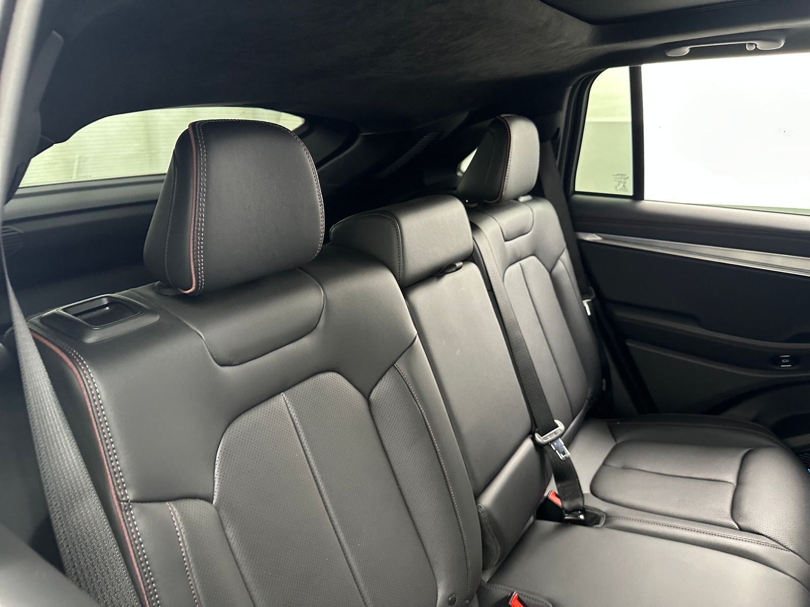 Thumbnail: 2024 Jeep Wagoneer S - 5